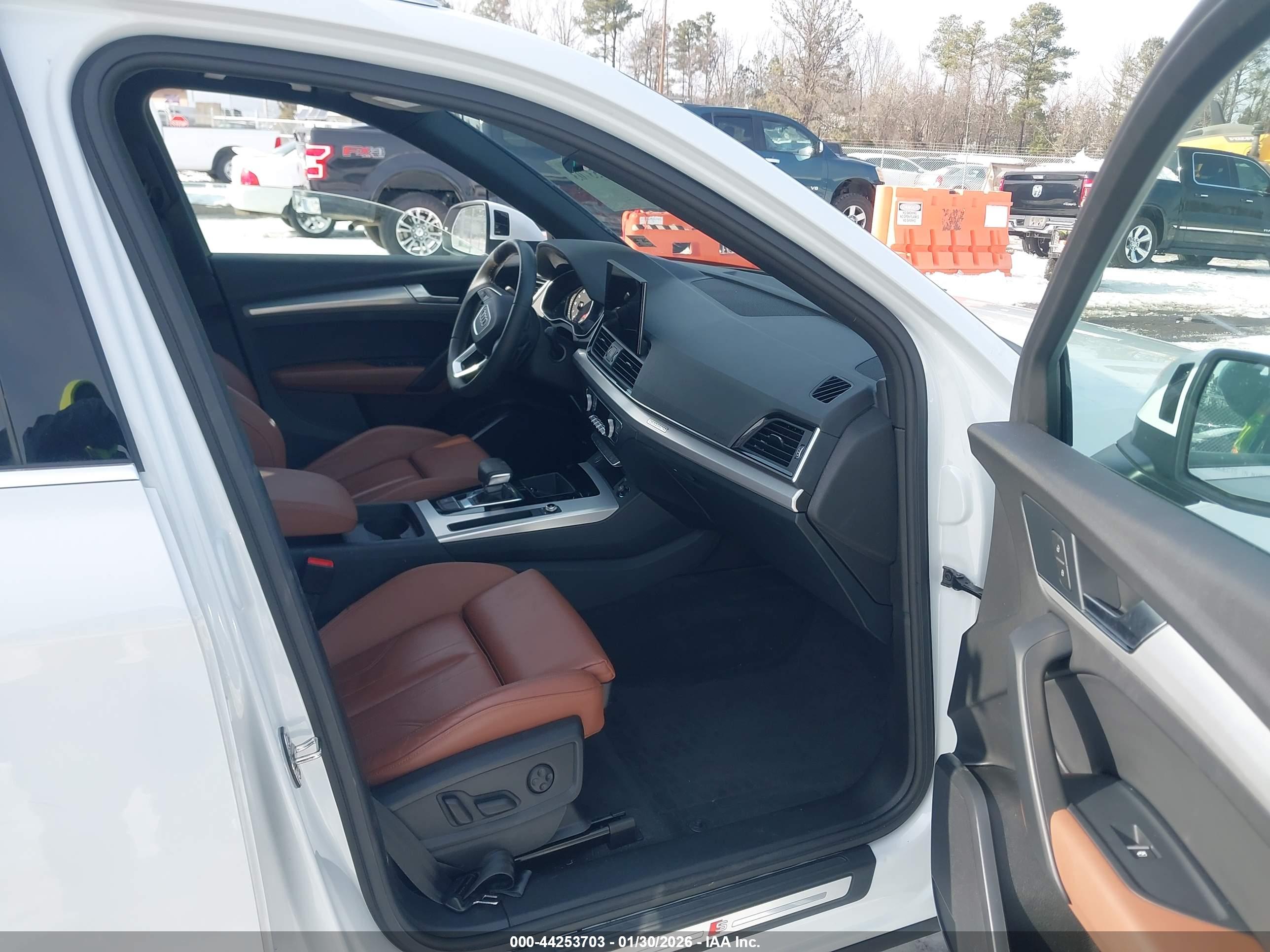 AUDI Q5 image 5