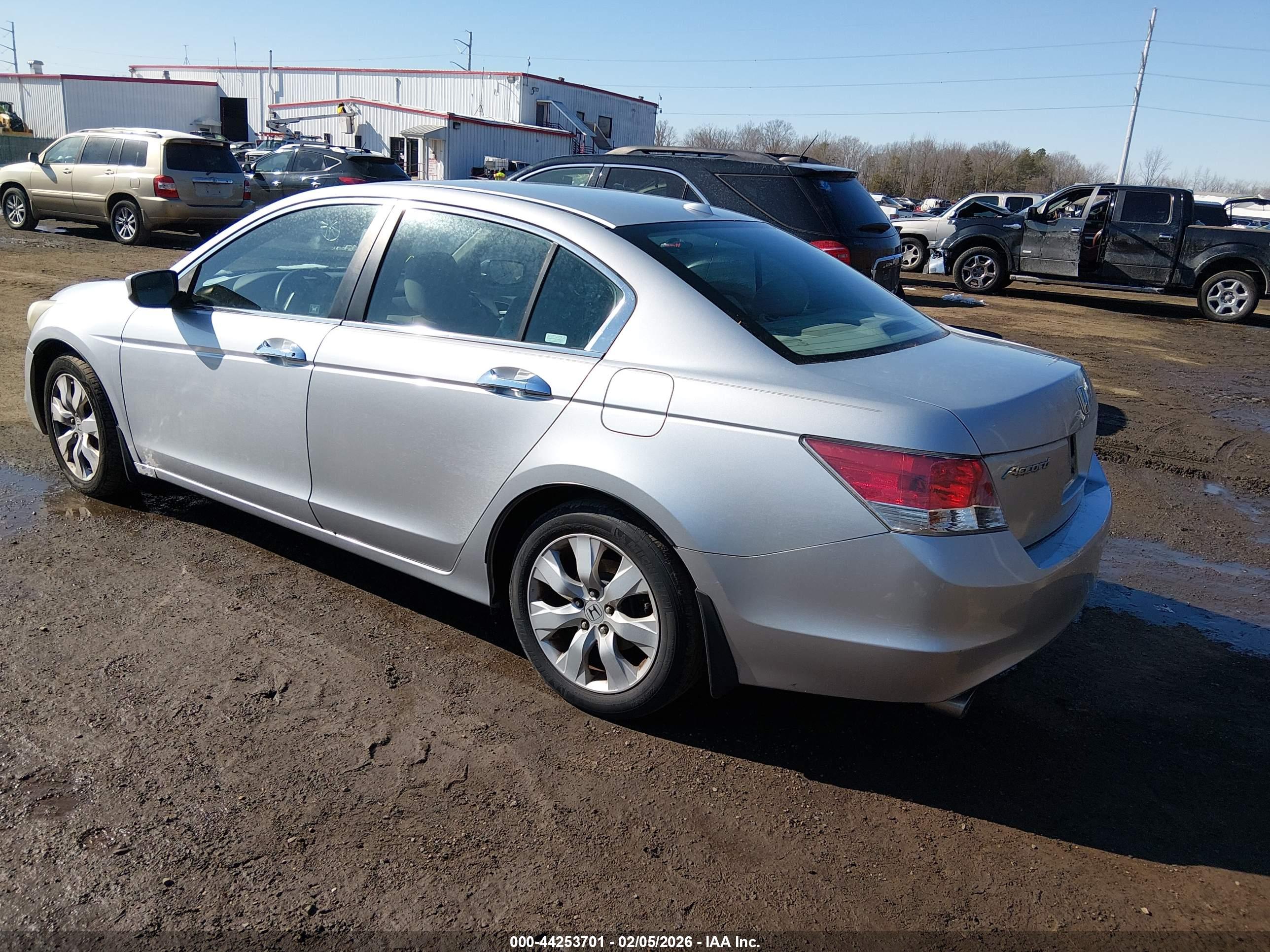HONDA ACCORD image 3