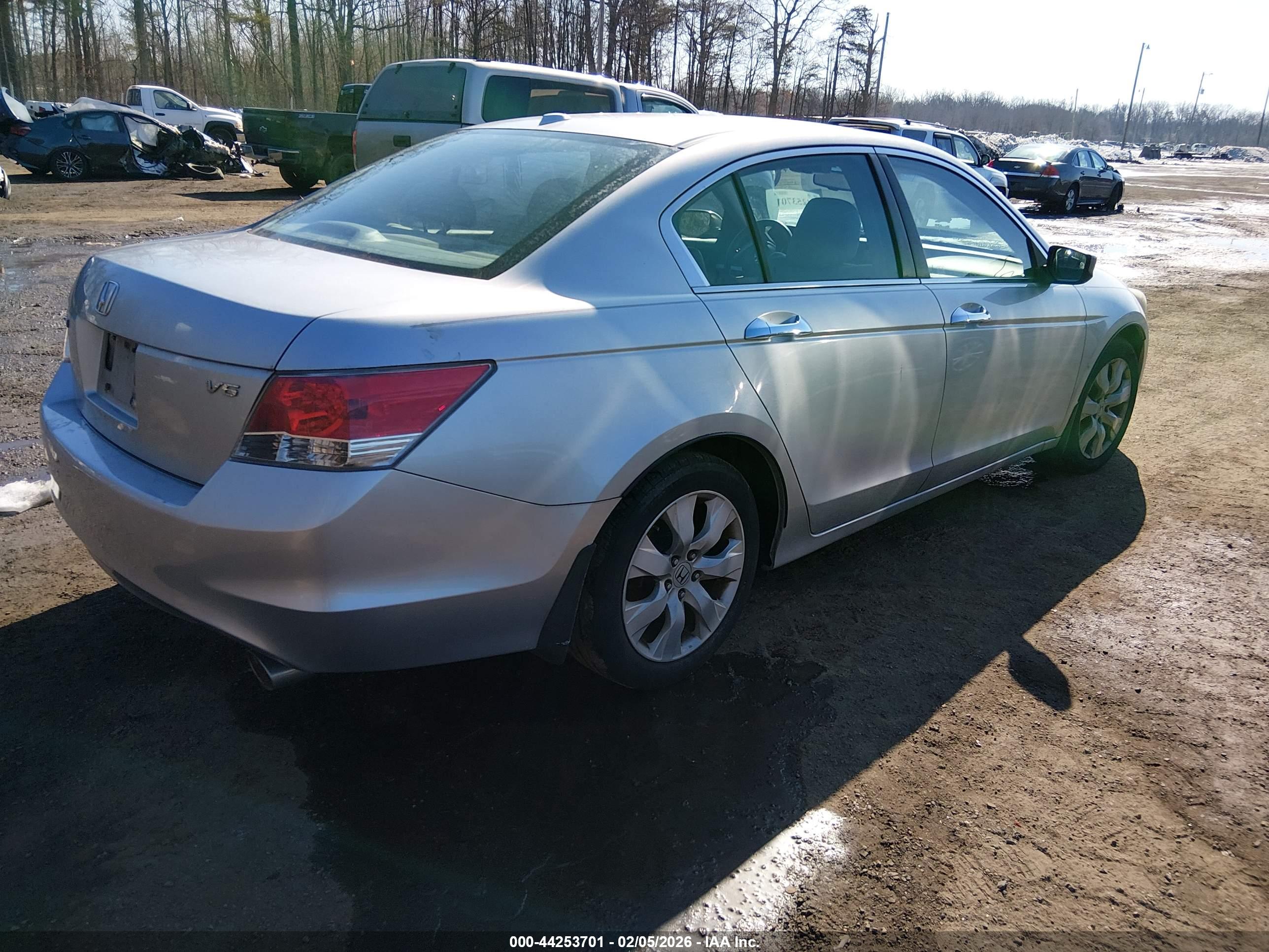 HONDA ACCORD image 4