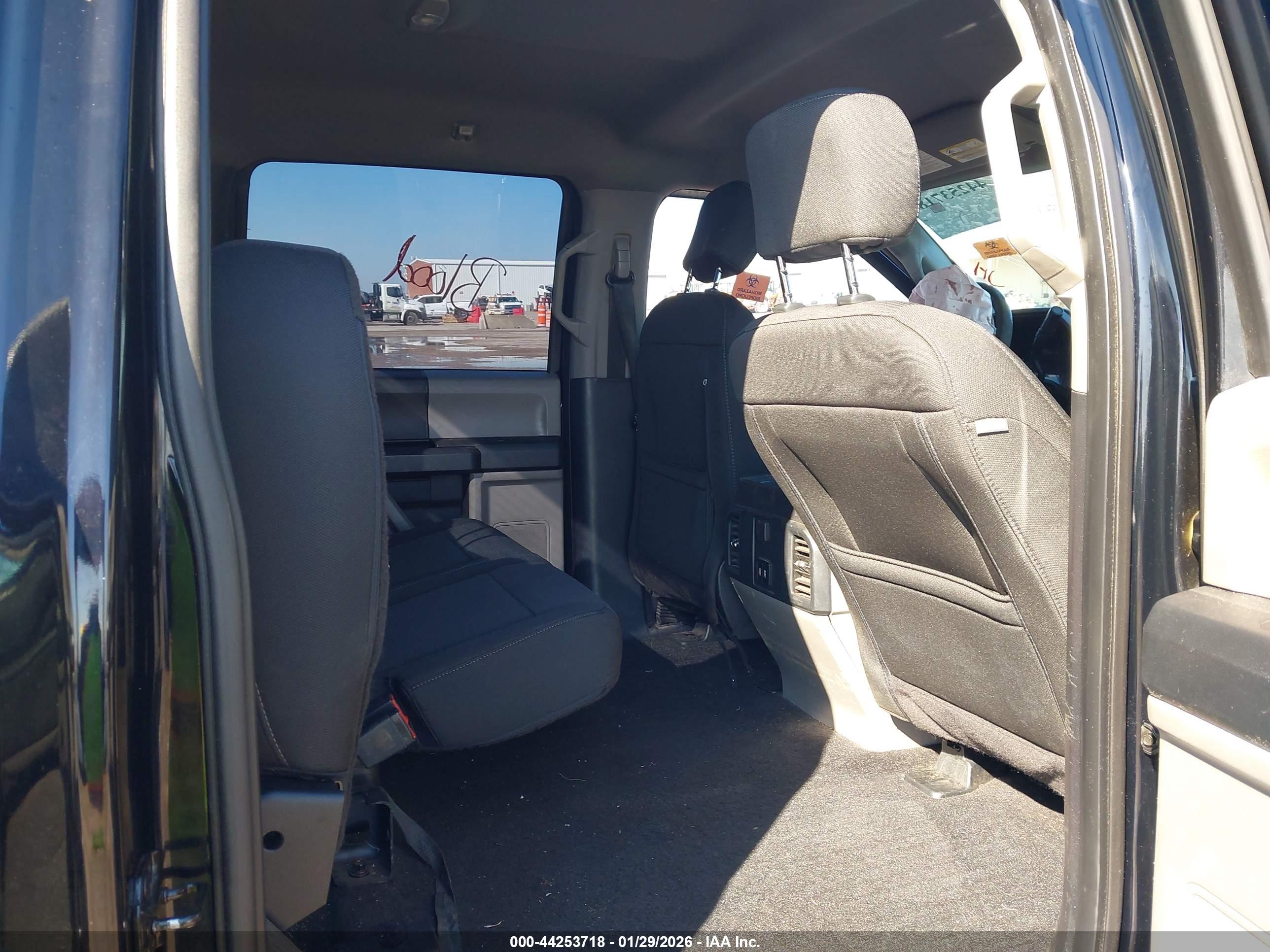 FORD F-150 image 8