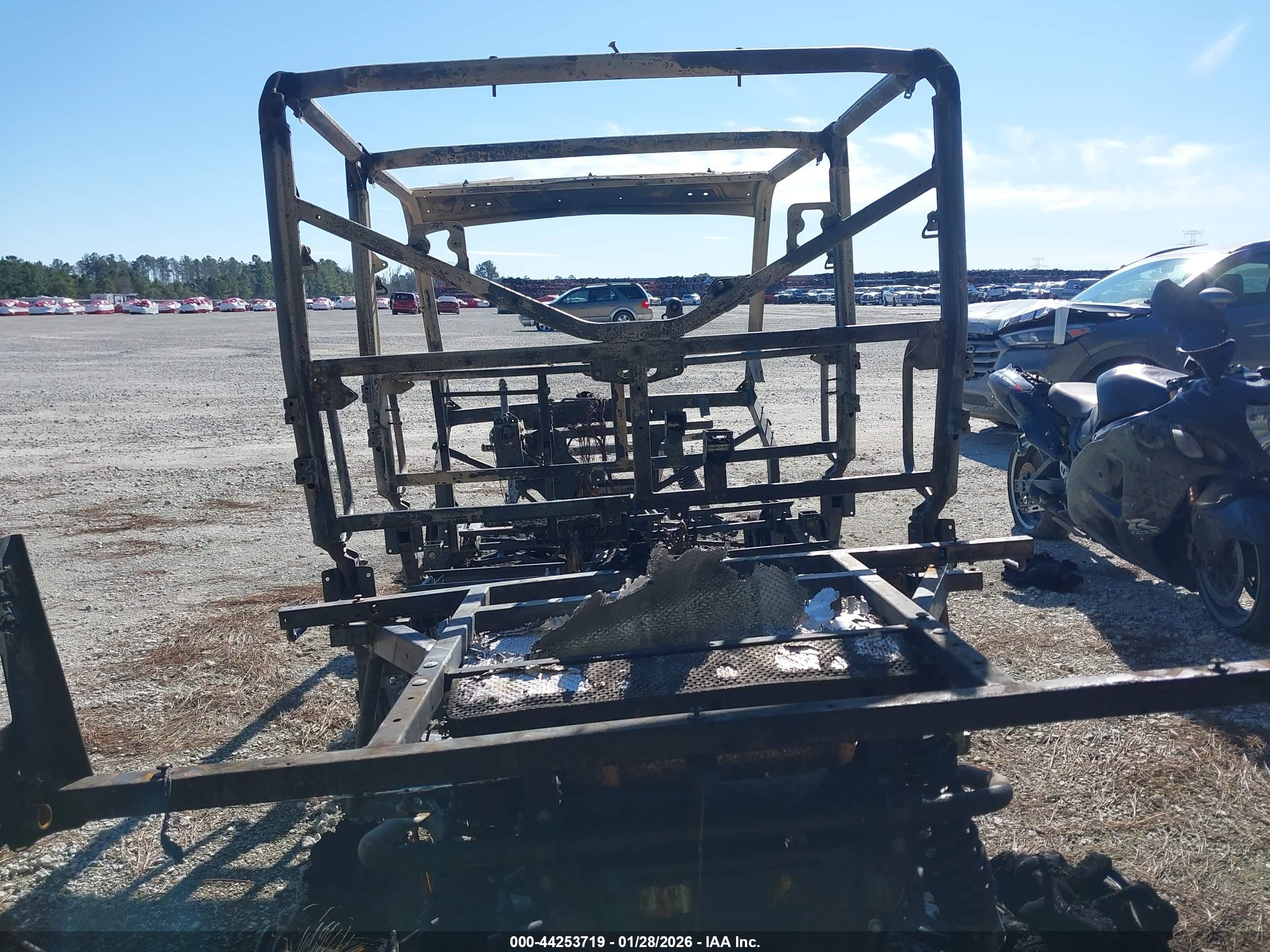 CAN-AM DEFENDER image 6