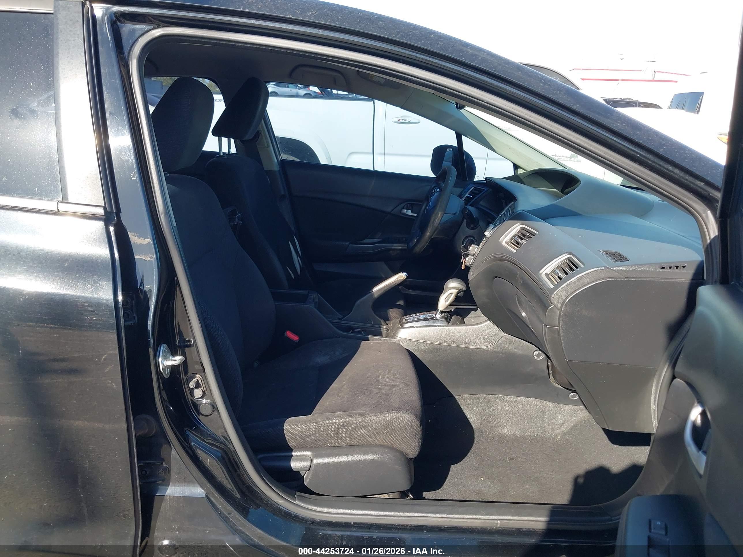 HONDA CIVIC image 5