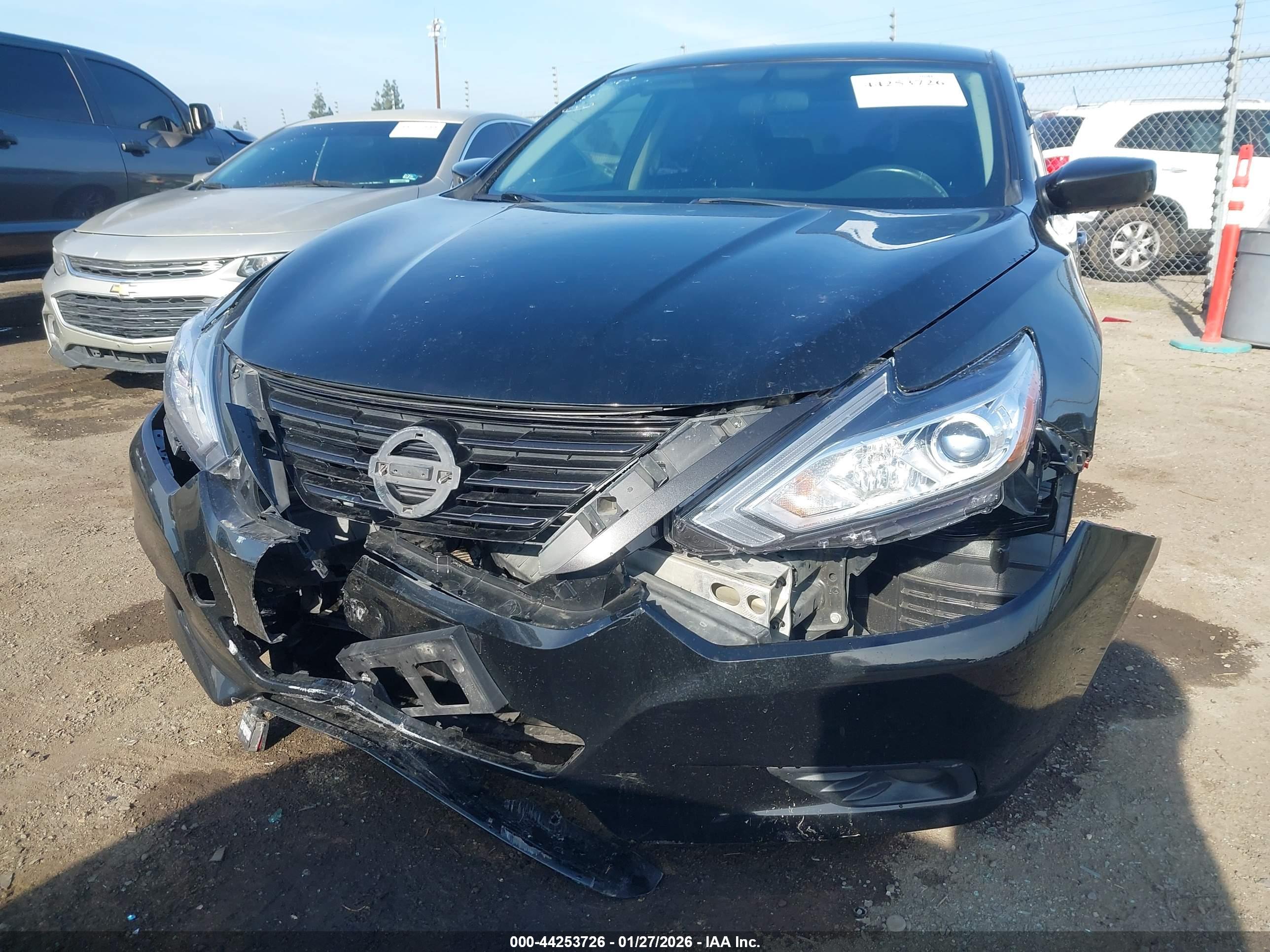 NISSAN ALTIMA image 6