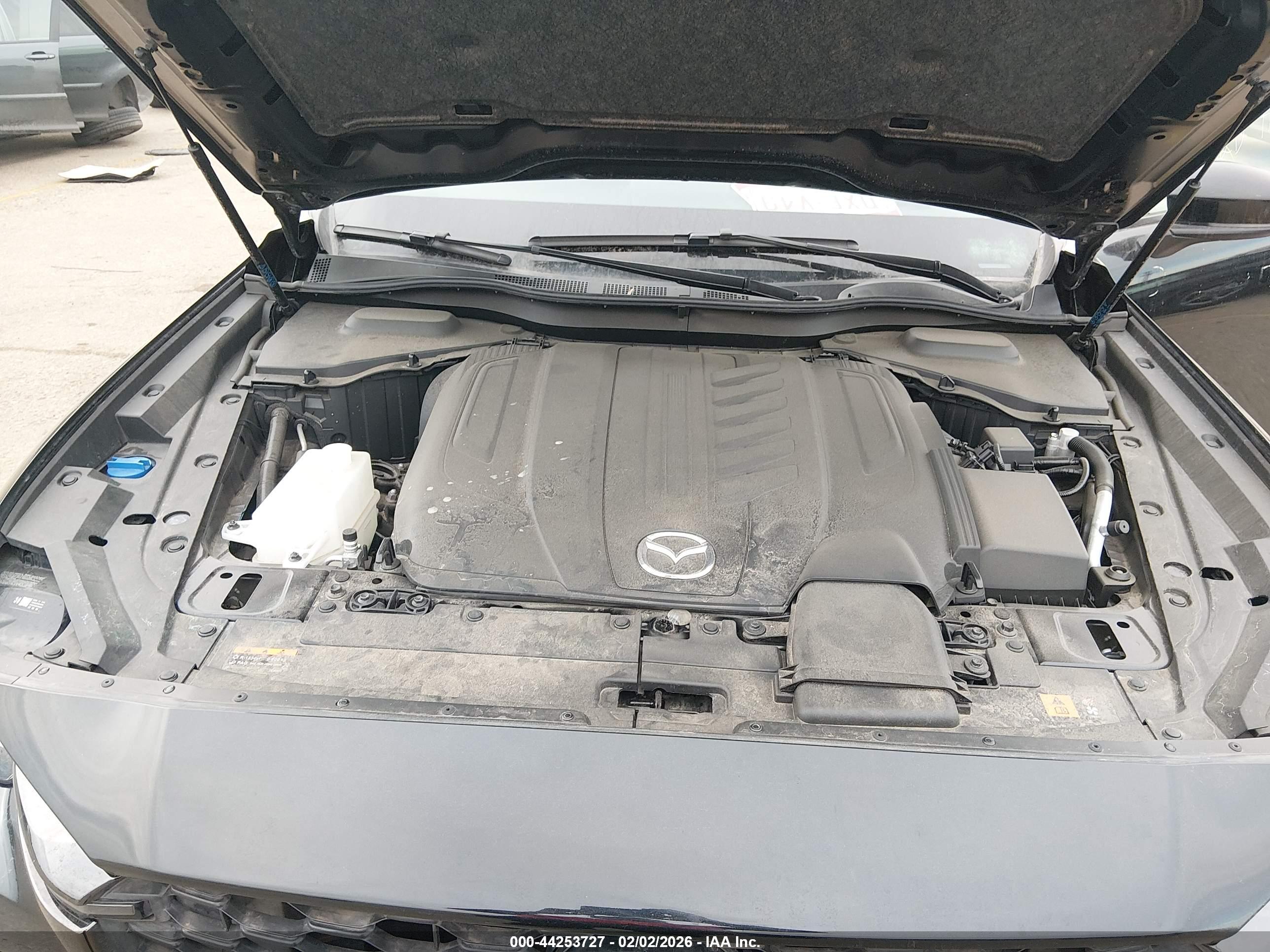 MAZDA CX-90 image 10
