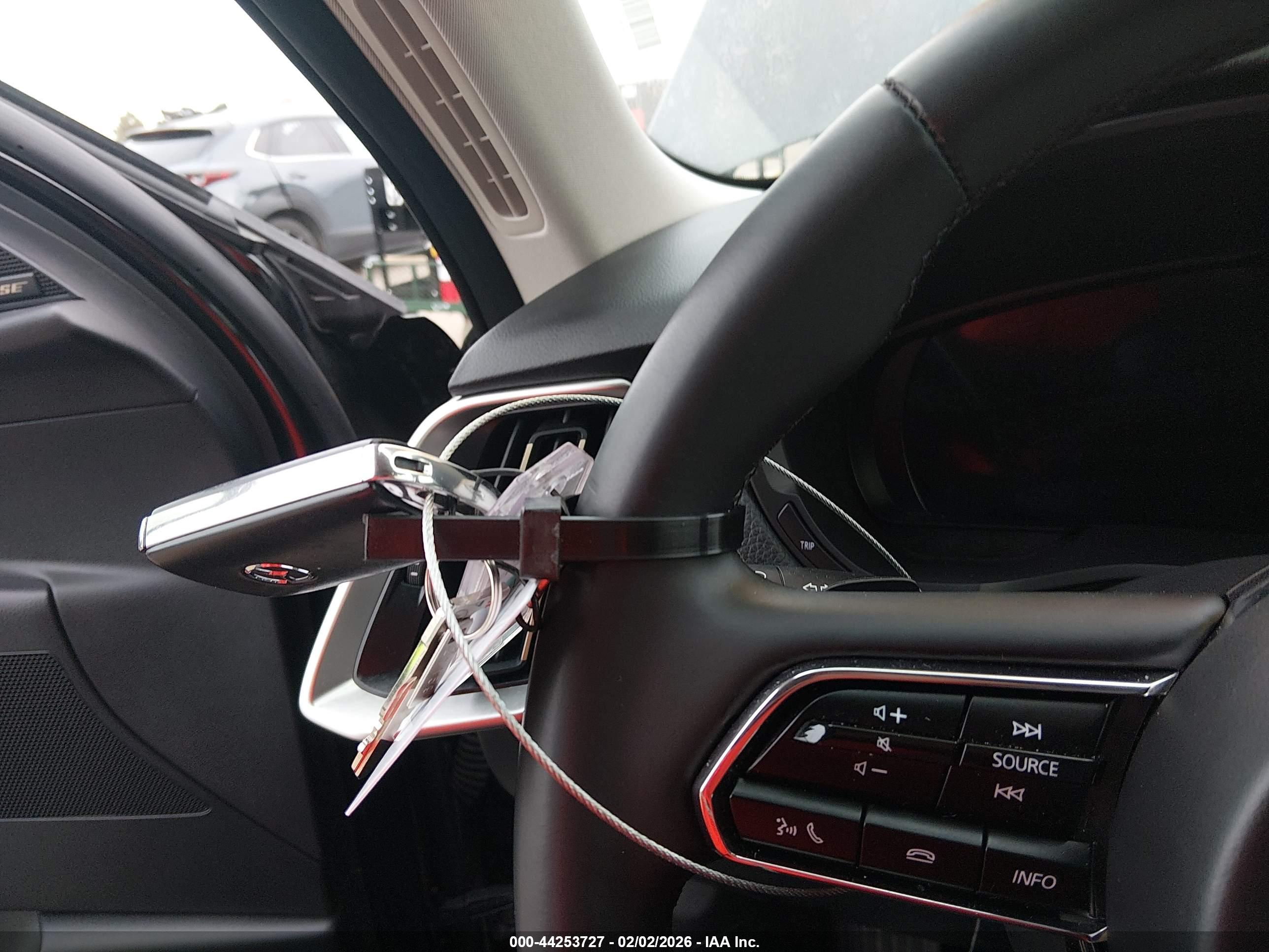 MAZDA CX-90 image 11