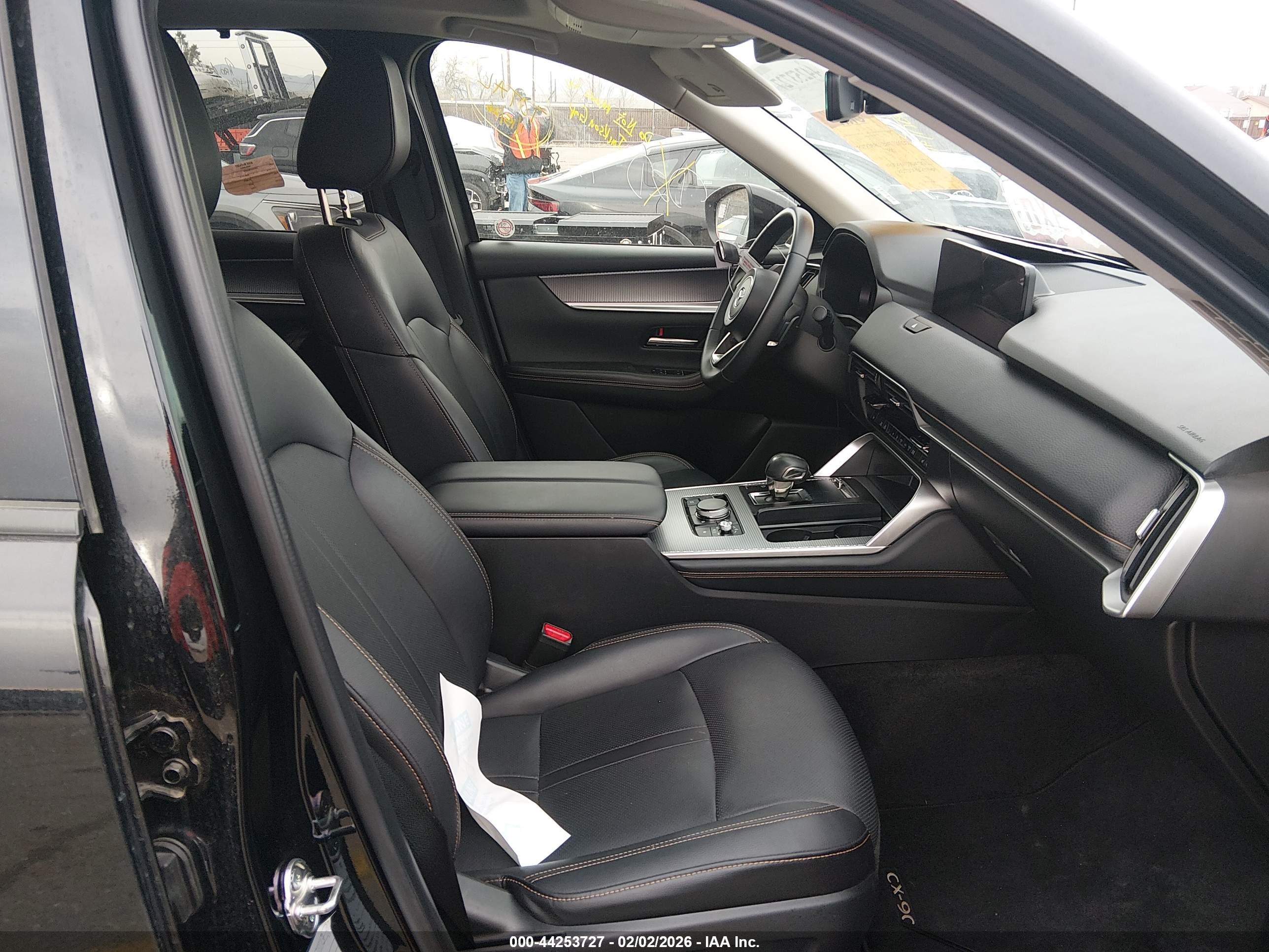 MAZDA CX-90 image 5