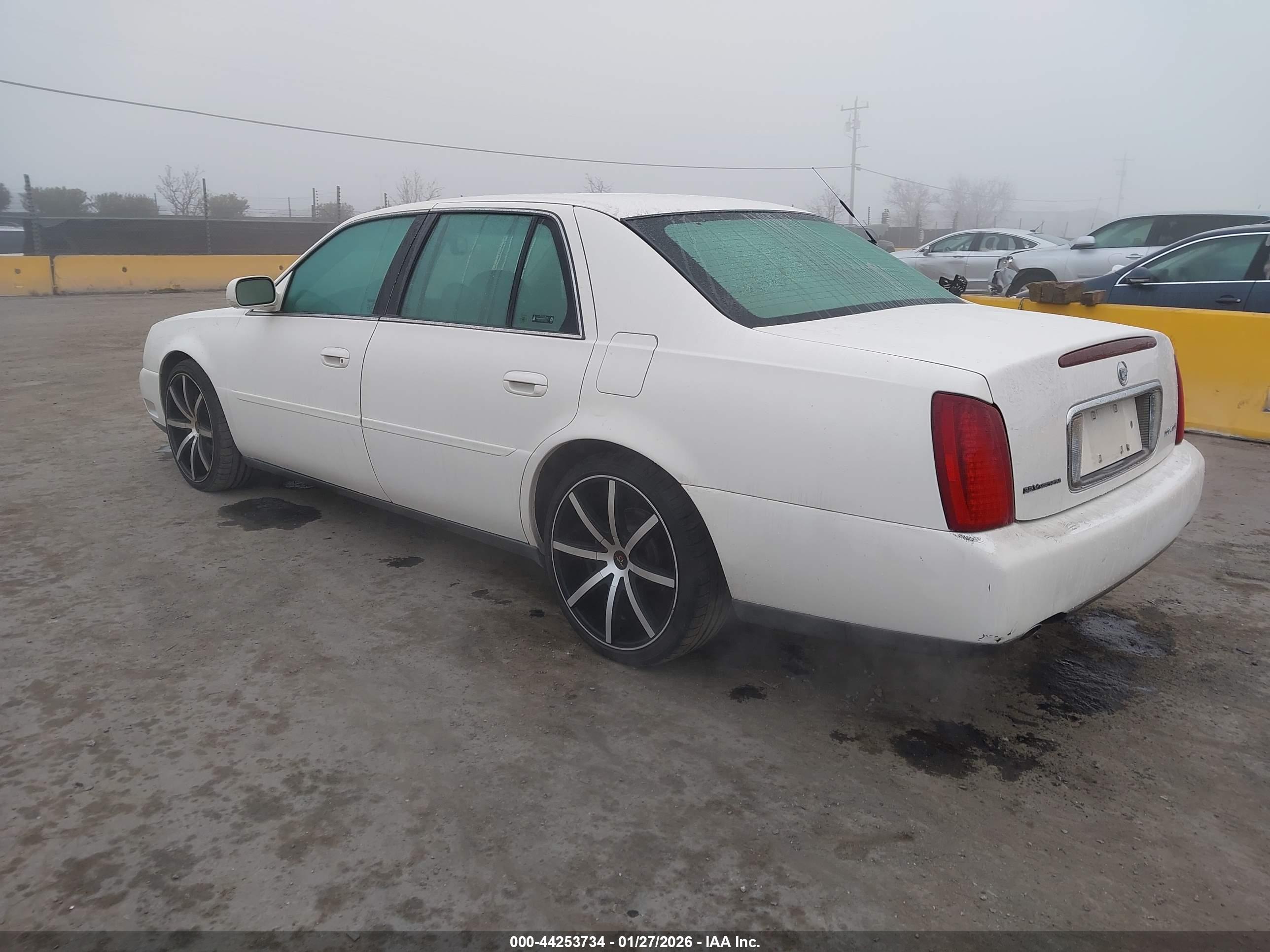 CADILLAC DEVILLE image 3