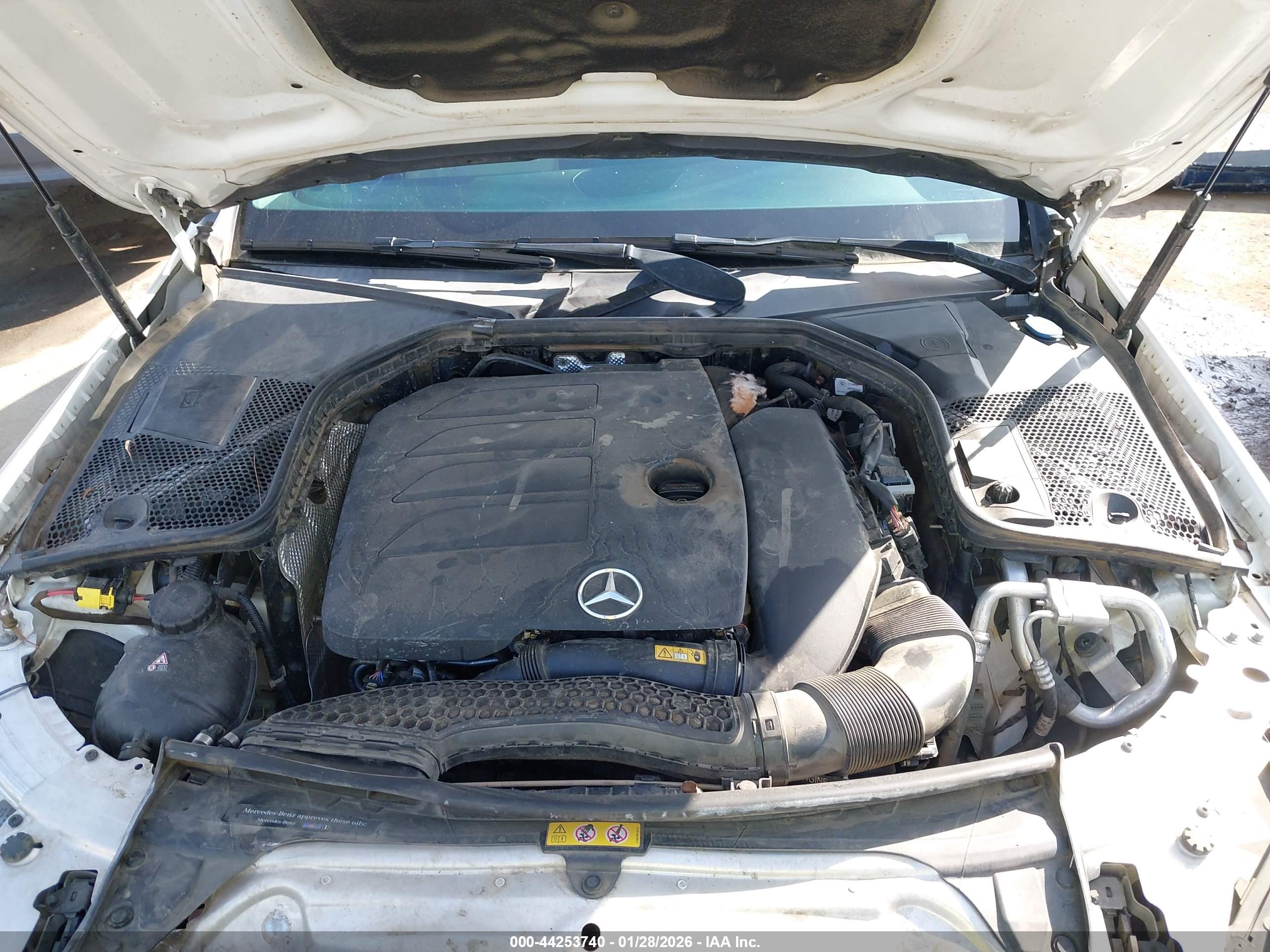 MERCEDES-BENZ C image 10