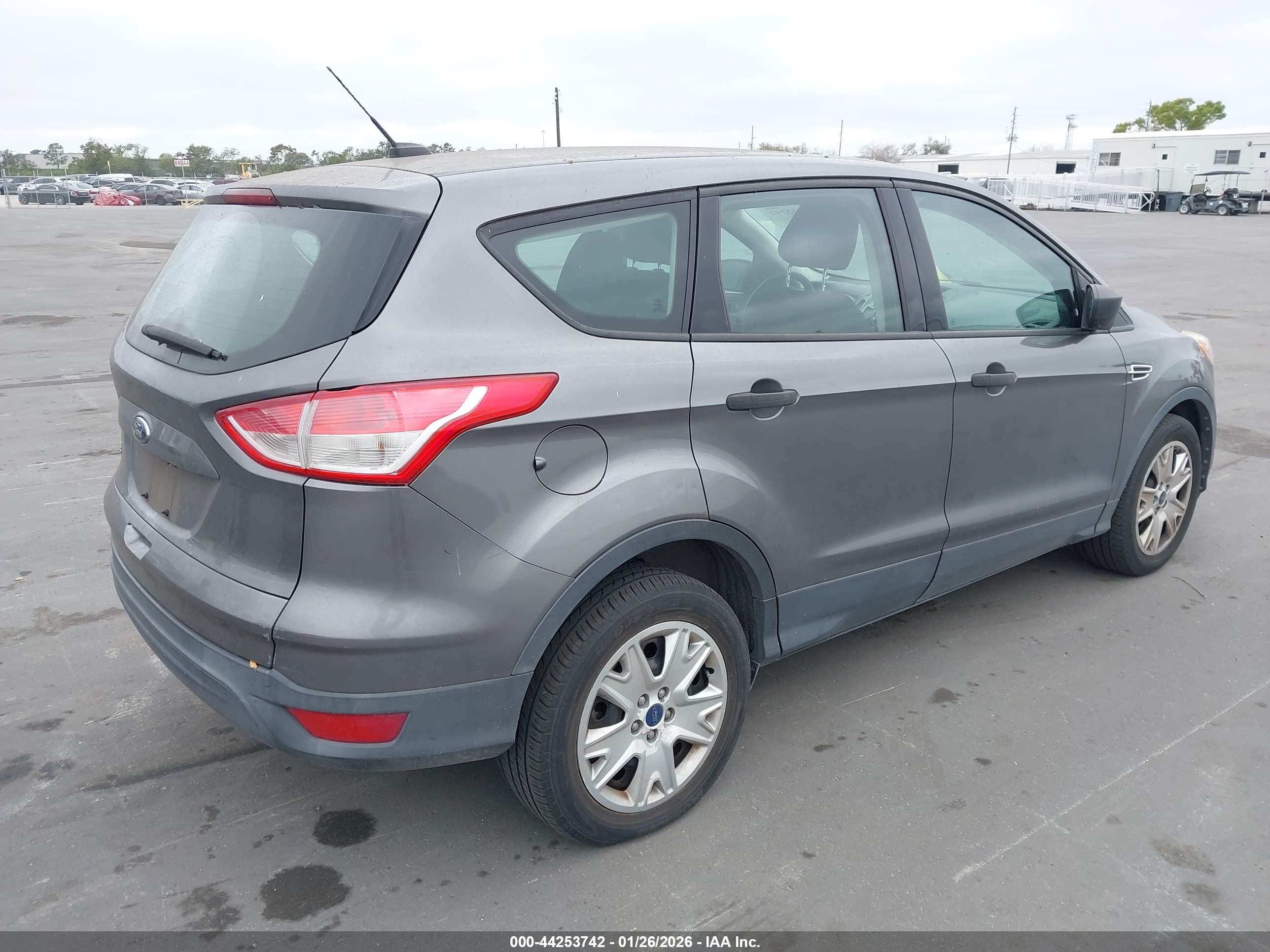 FORD ESCAPE image 4