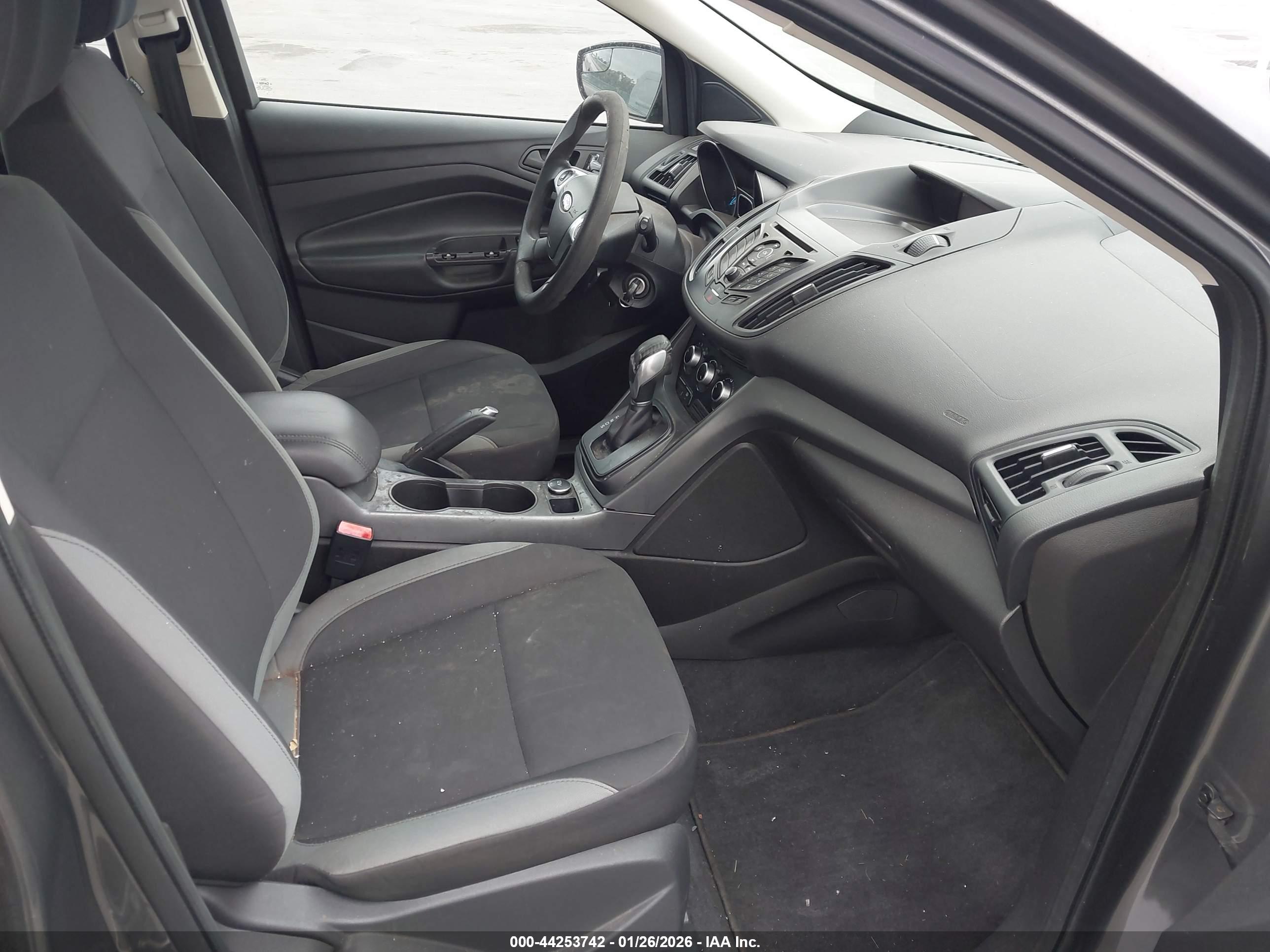 FORD ESCAPE image 5