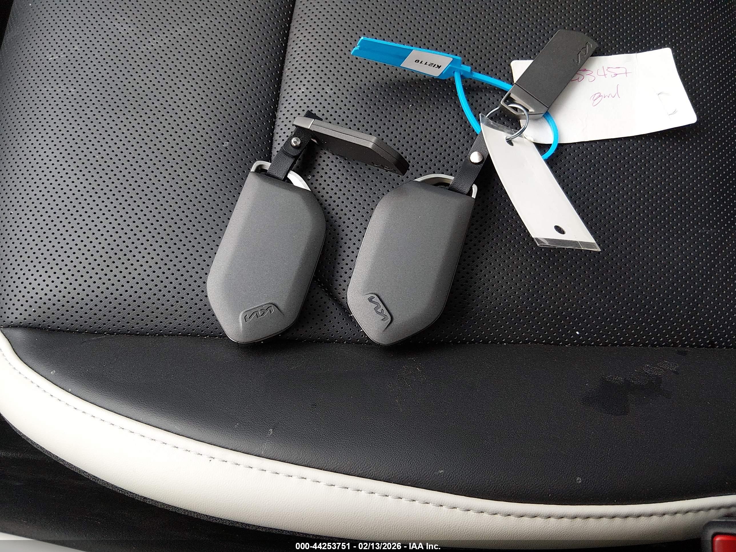 KIA K4 image 11