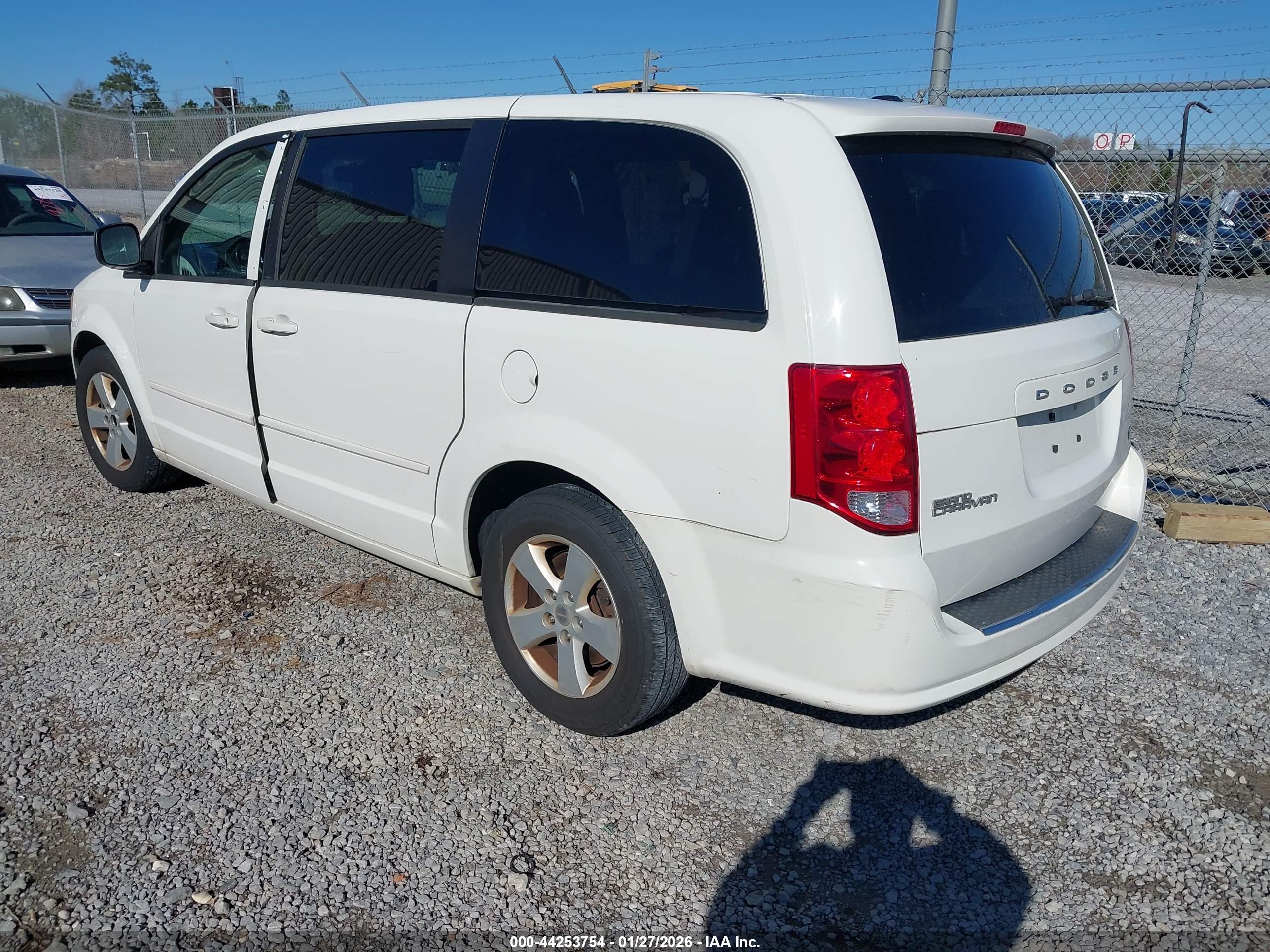 DODGE GRAND image 3