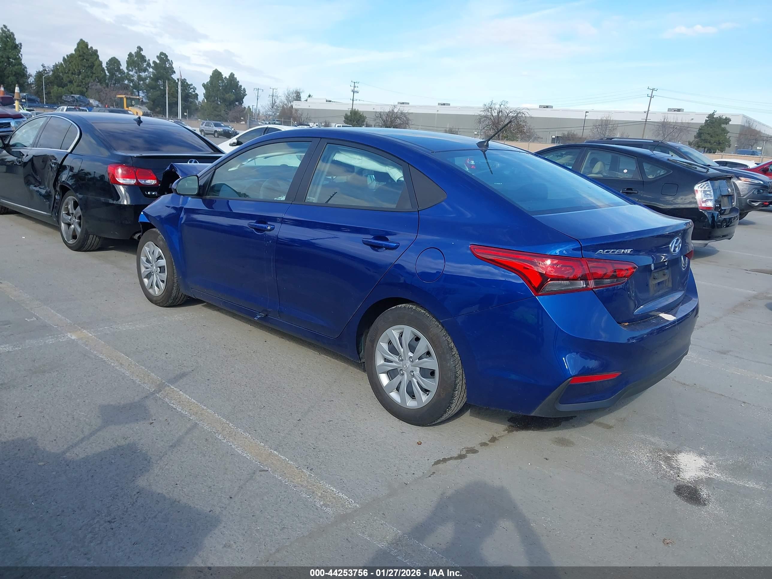 HYUNDAI ACCENT image 3