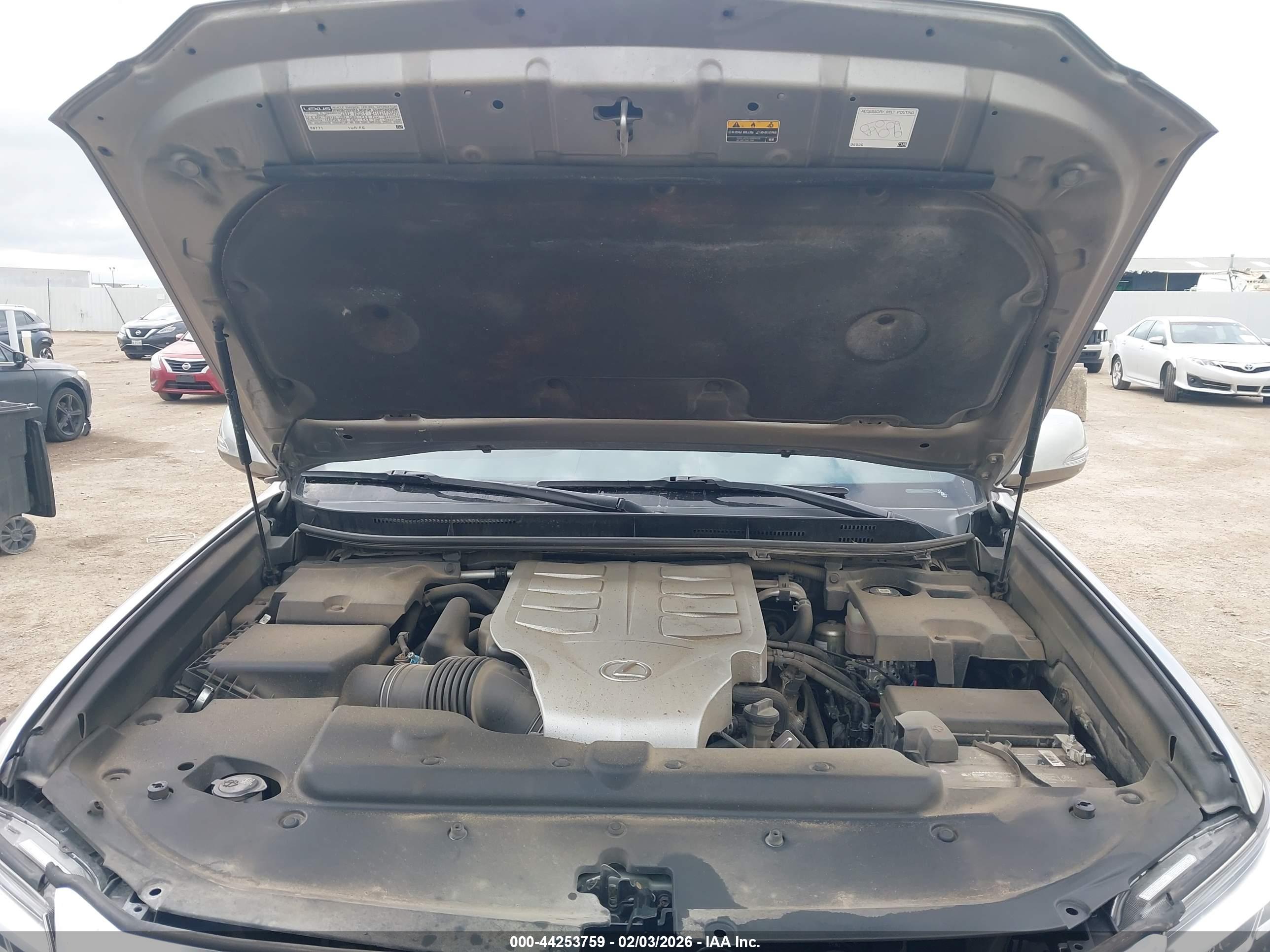 LEXUS GX image 10