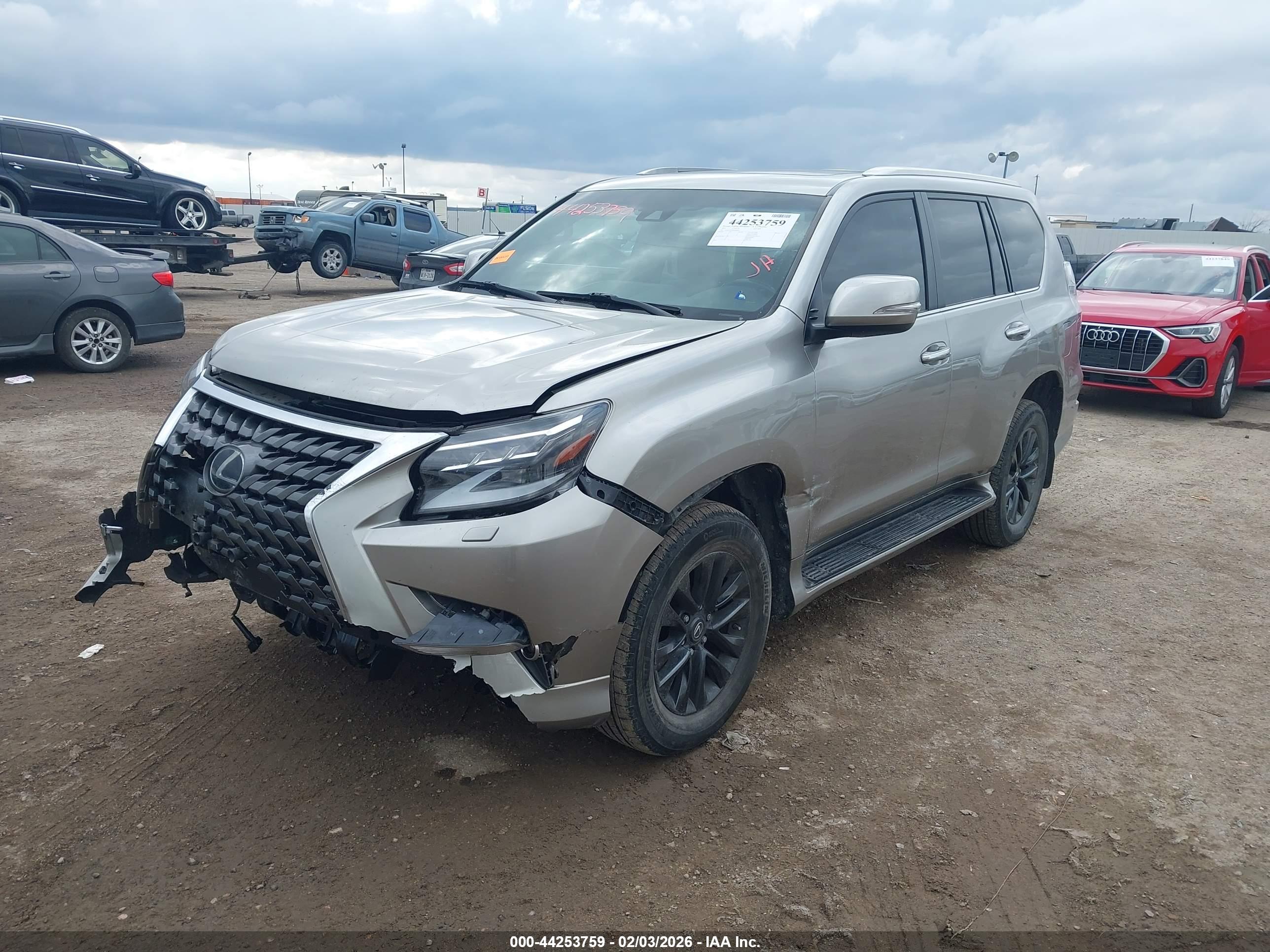 LEXUS GX image 2