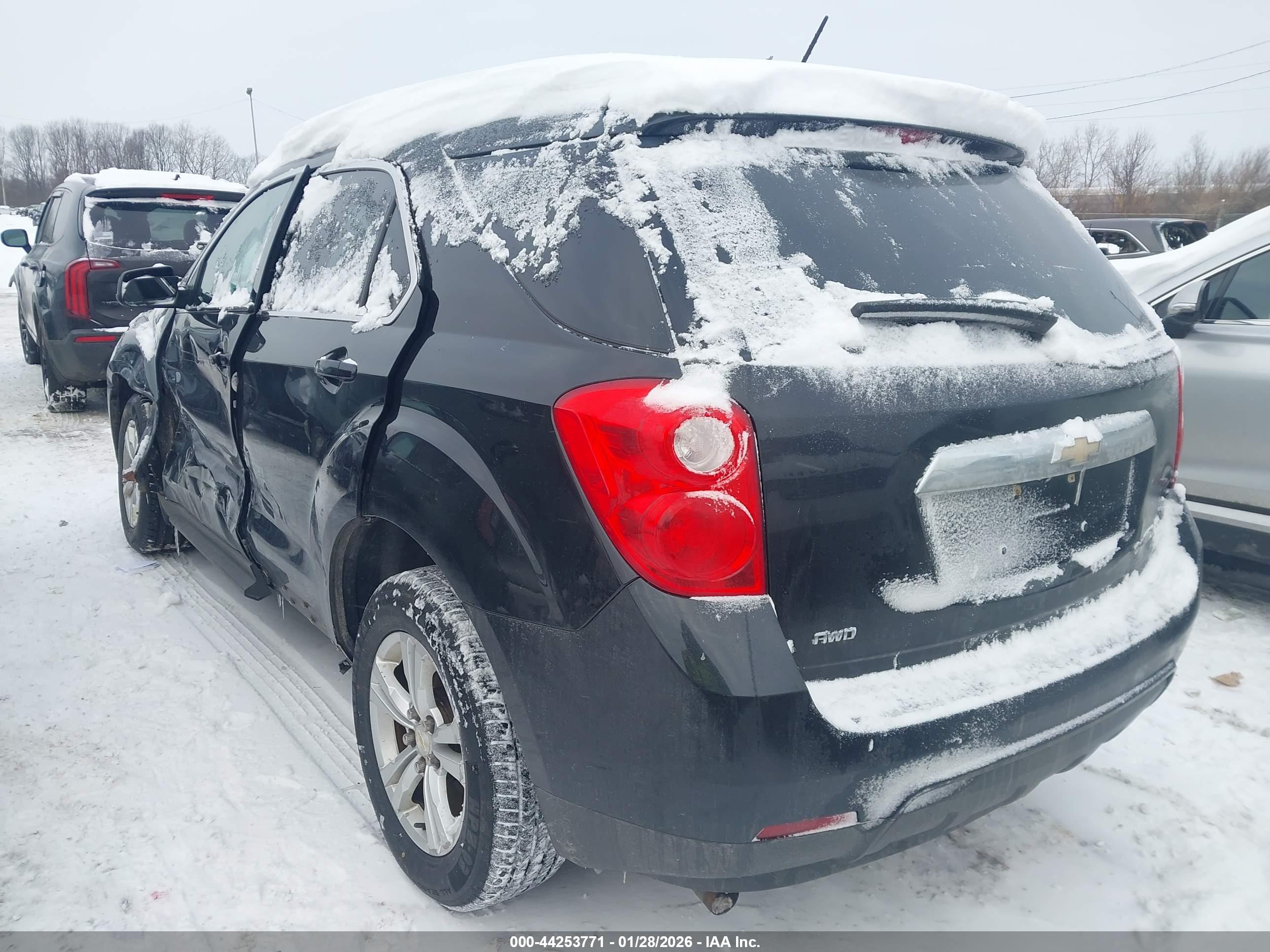 CHEVROLET EQUINOX image 3