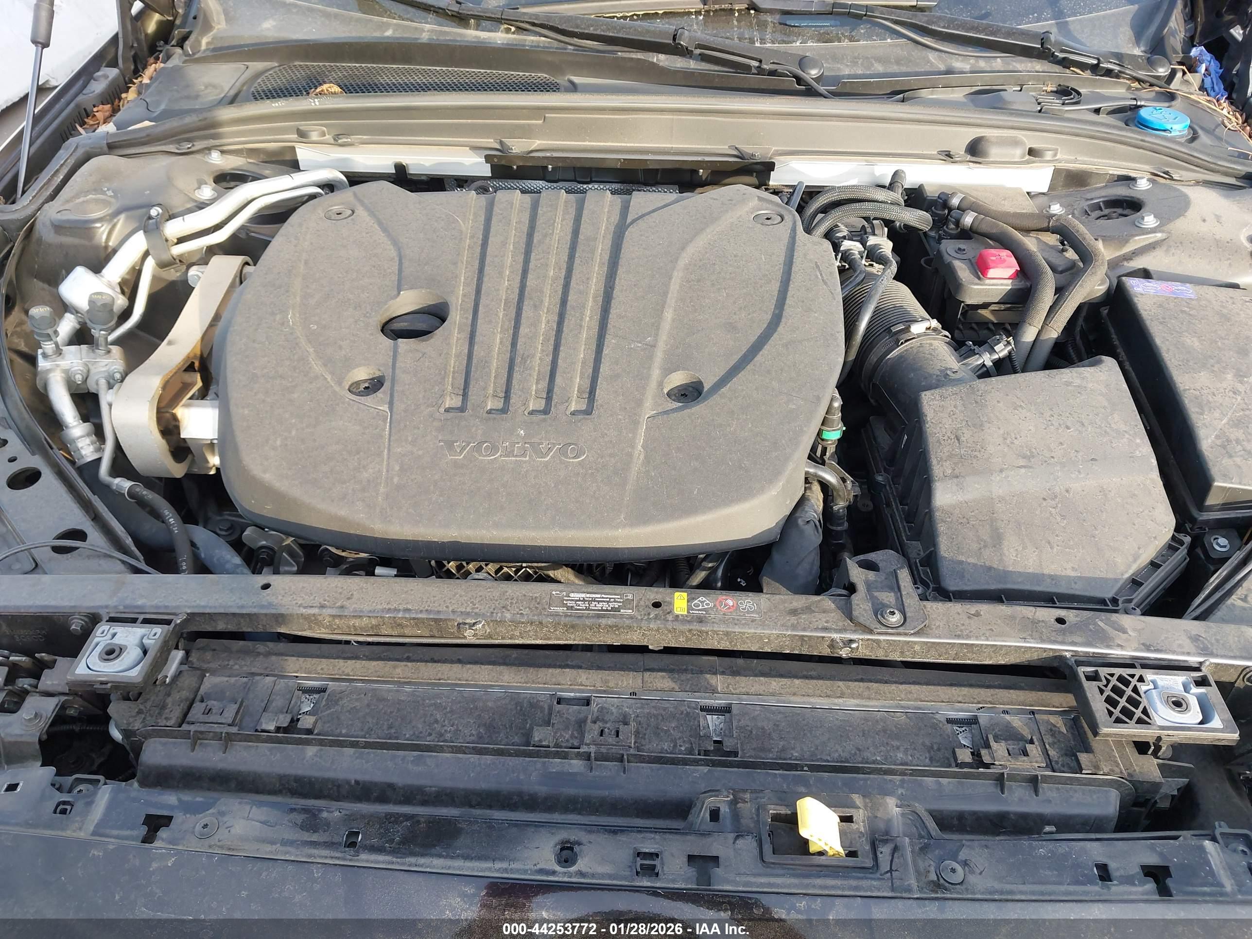 VOLVO S60 image 10