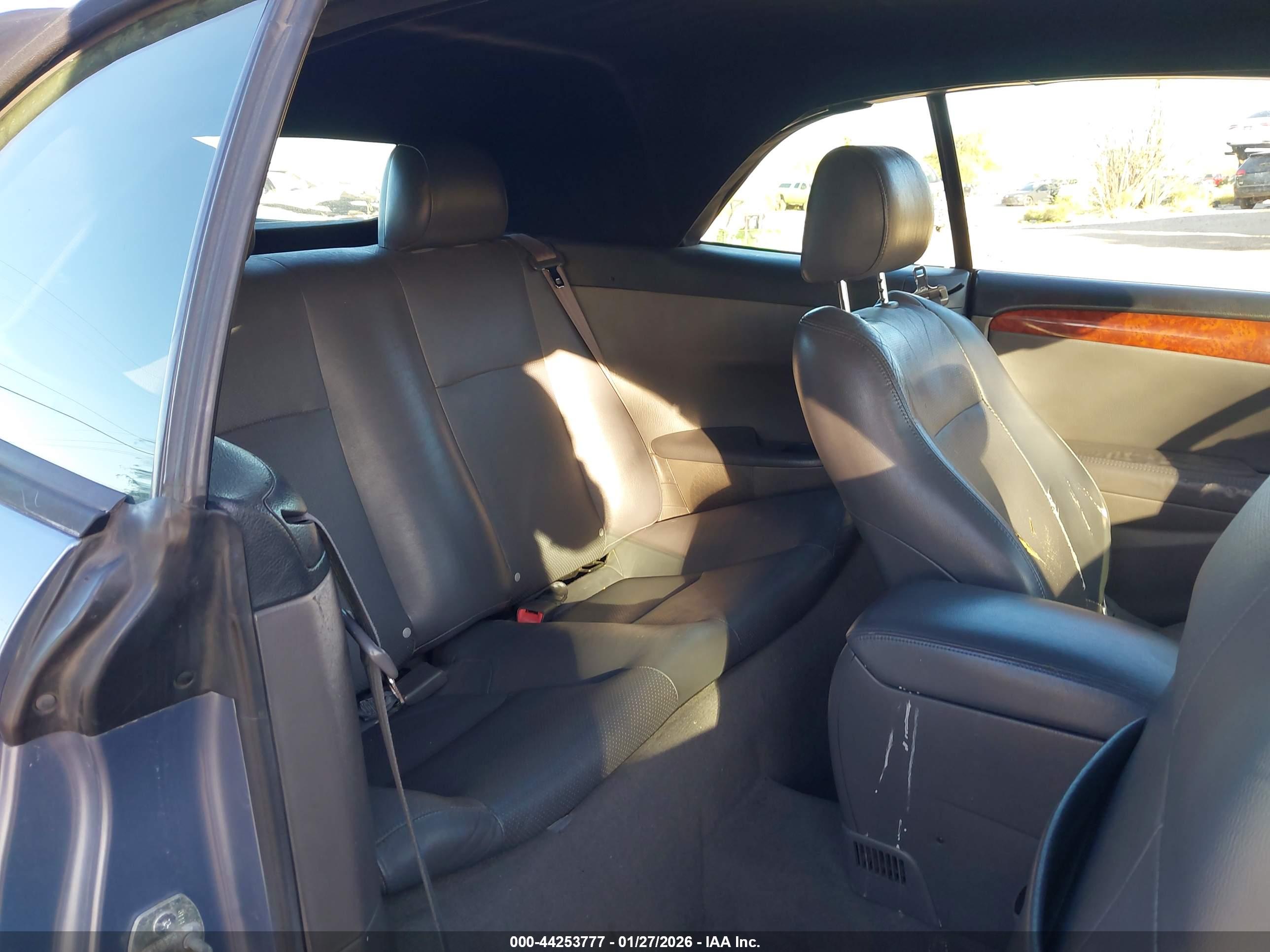 TOYOTA CAMRY image 8