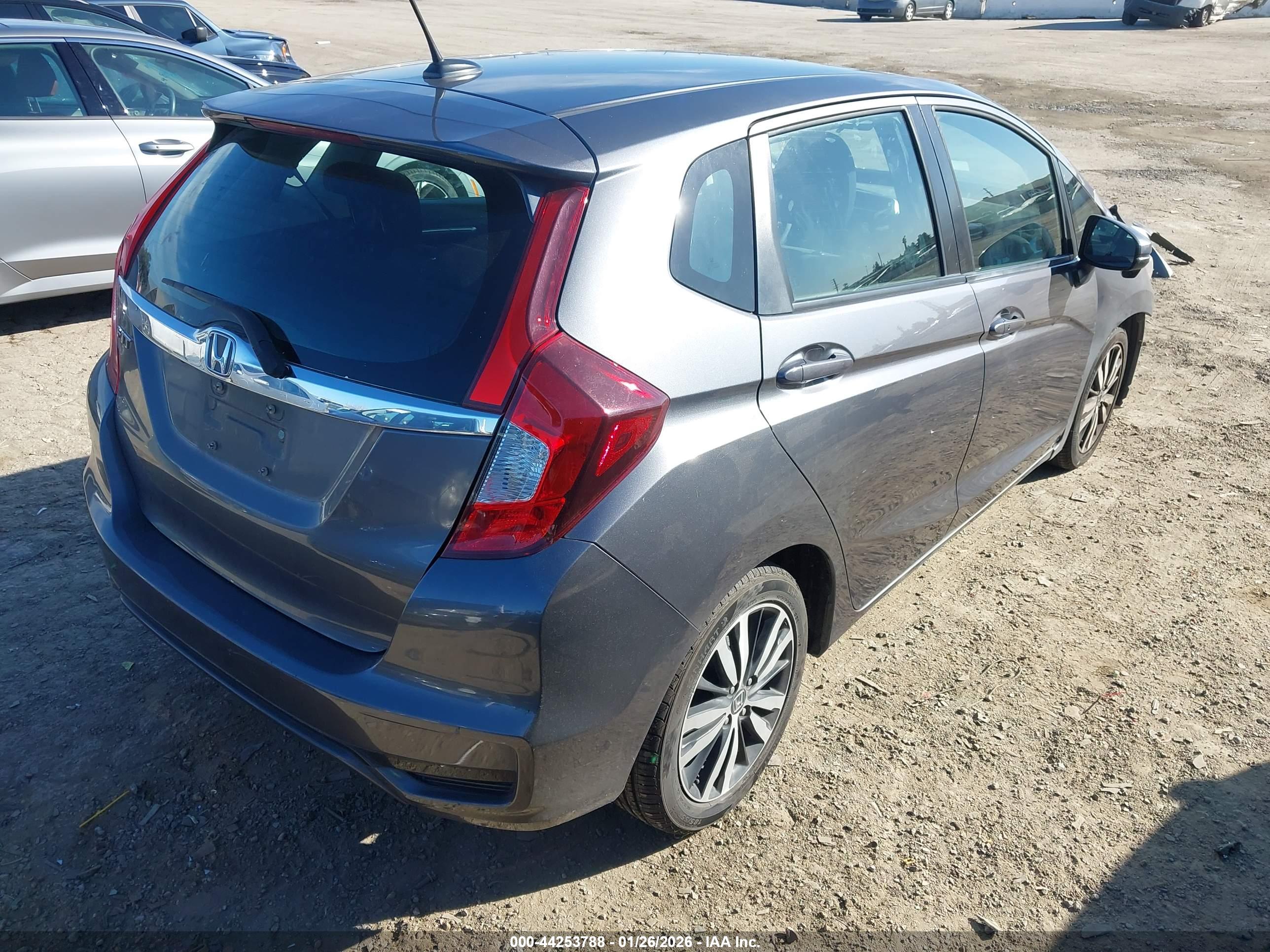 HONDA FIT image 4