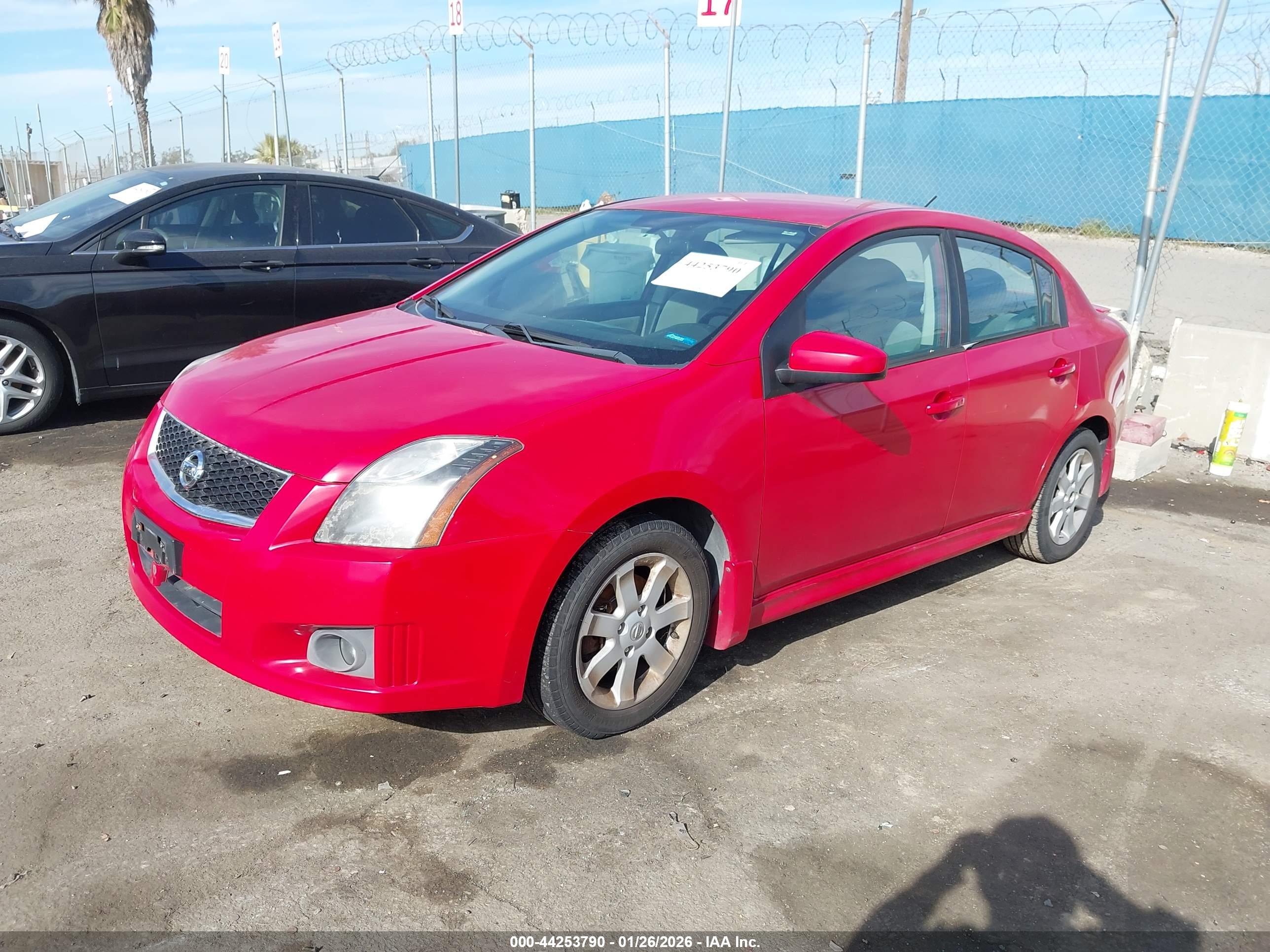 NISSAN SENTRA image 2
