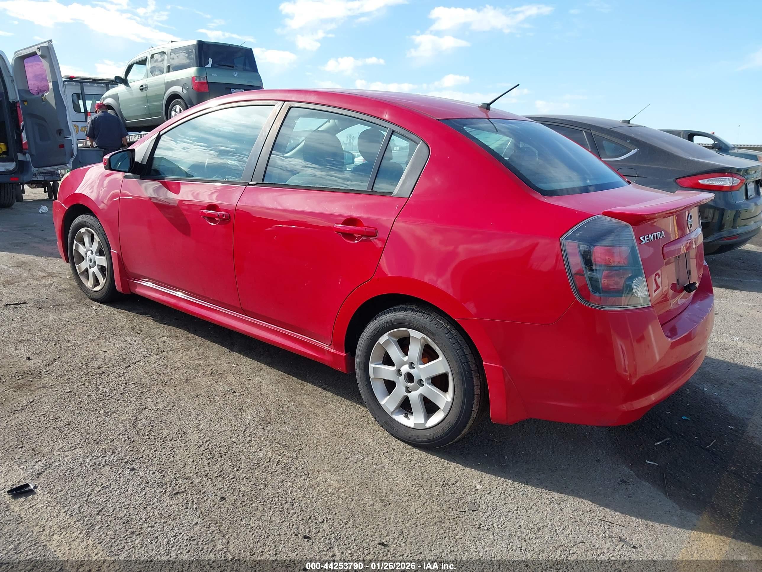 NISSAN SENTRA image 3