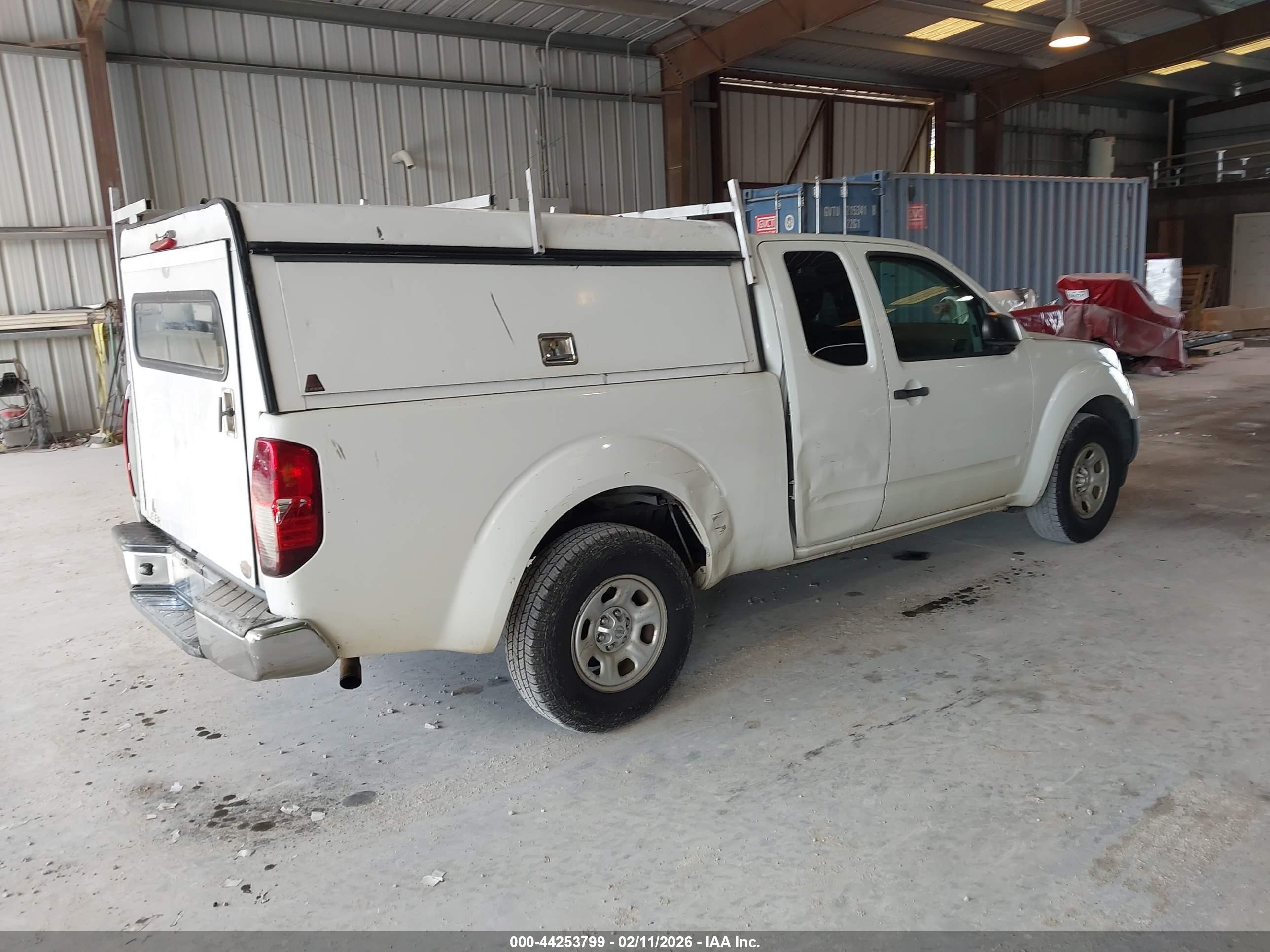 NISSAN FRONTIER image 4