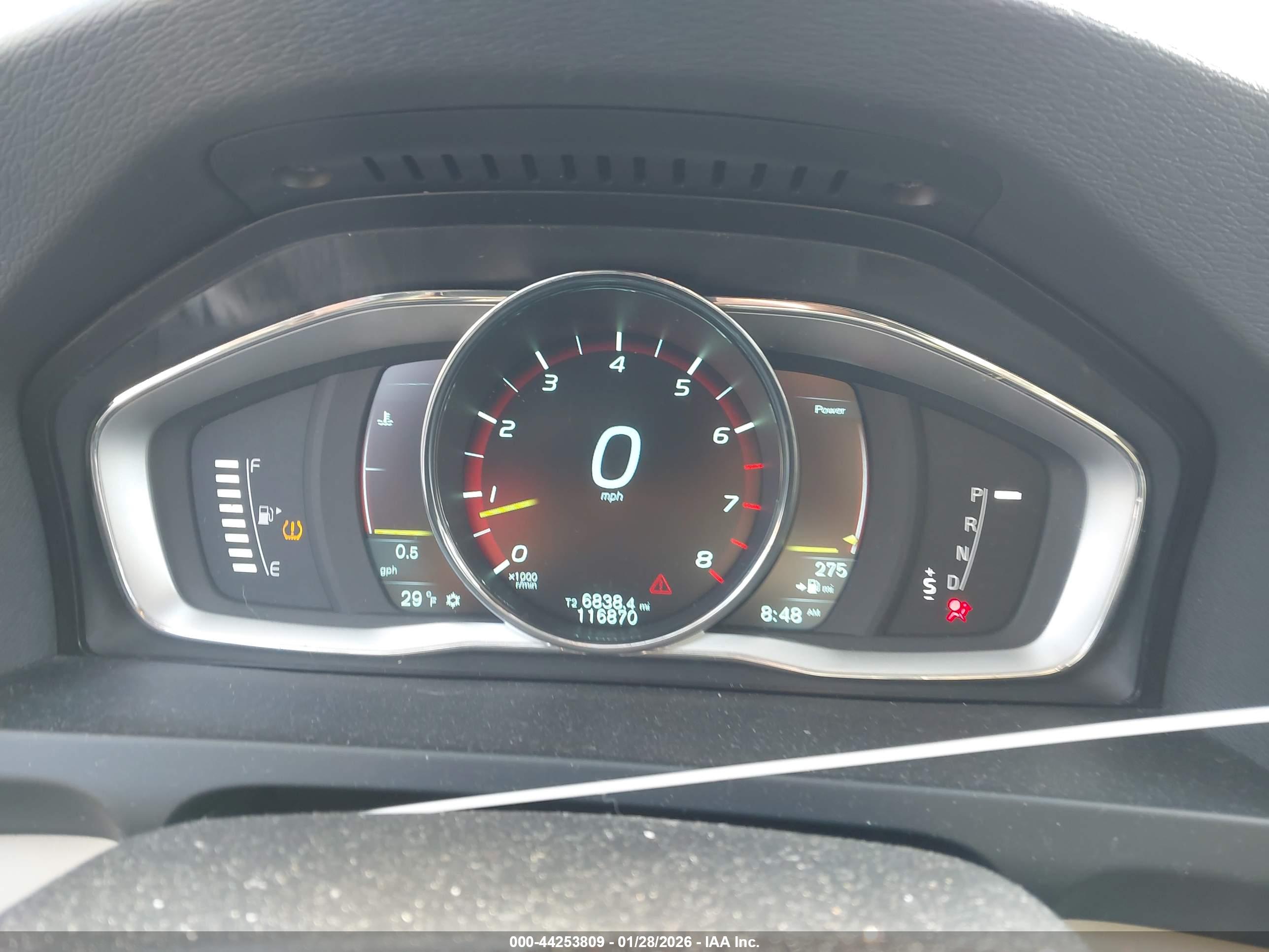 VOLVO S60 image 7