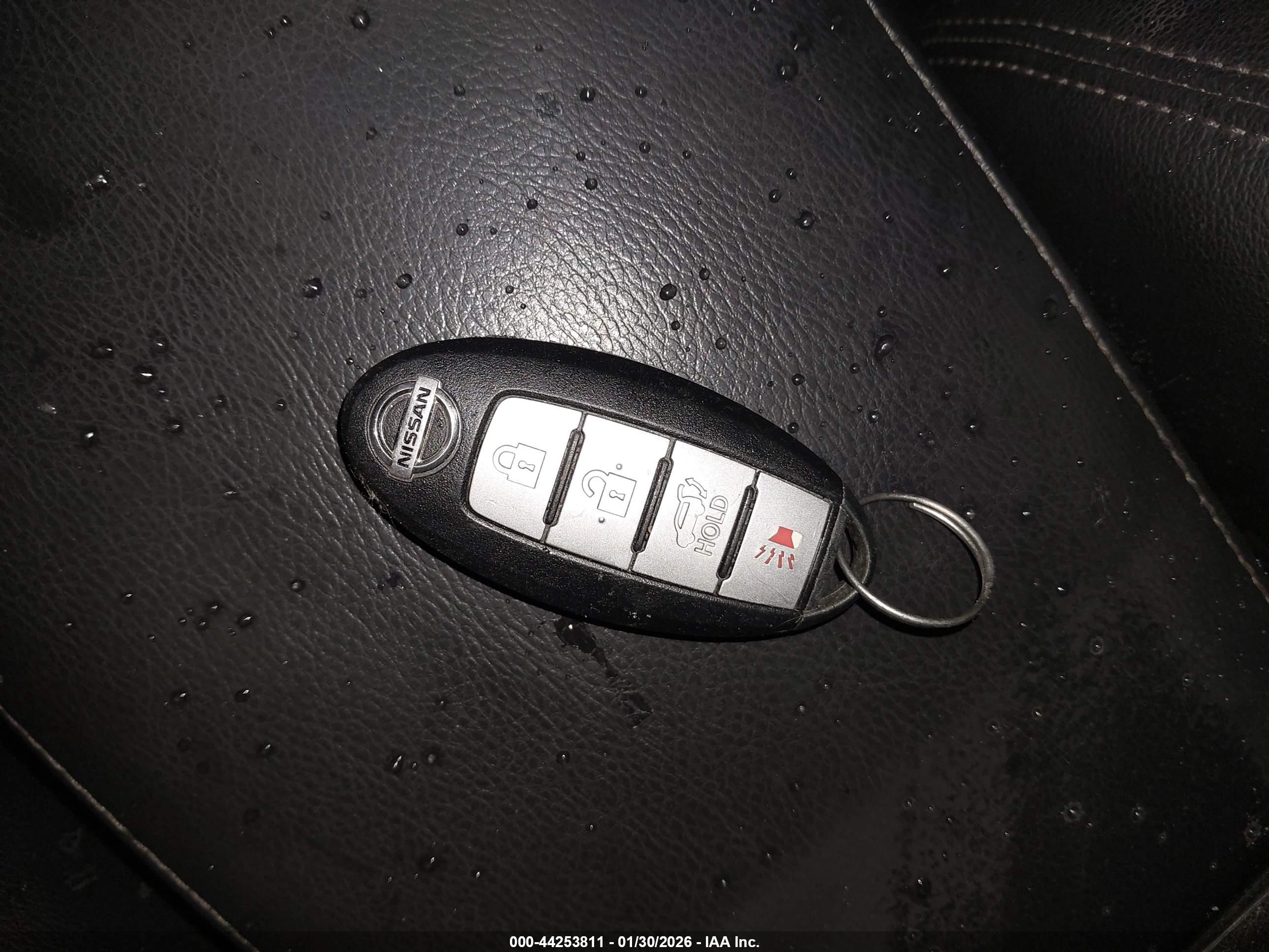 NISSAN ROGUE image 11