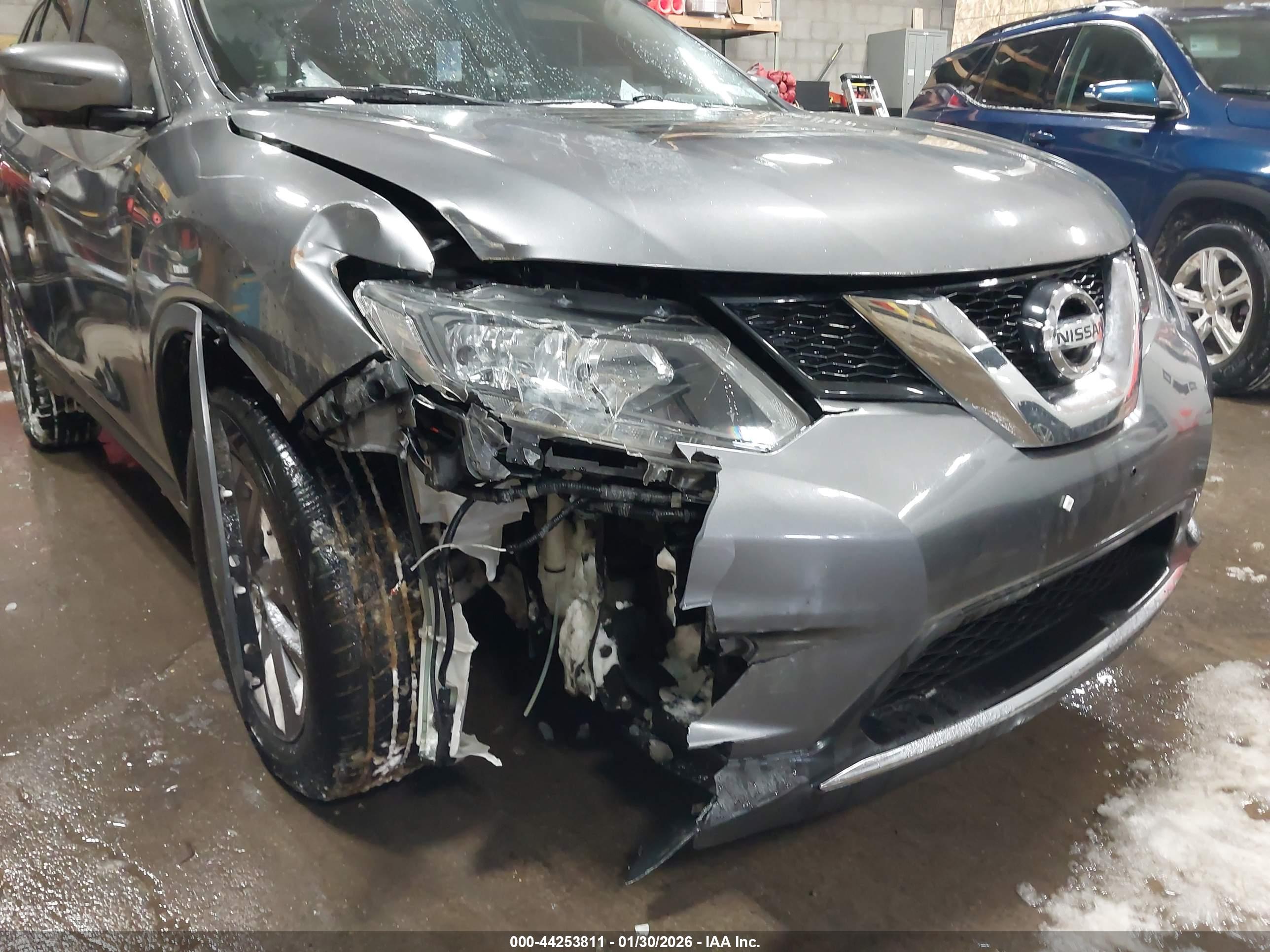 NISSAN ROGUE image 6