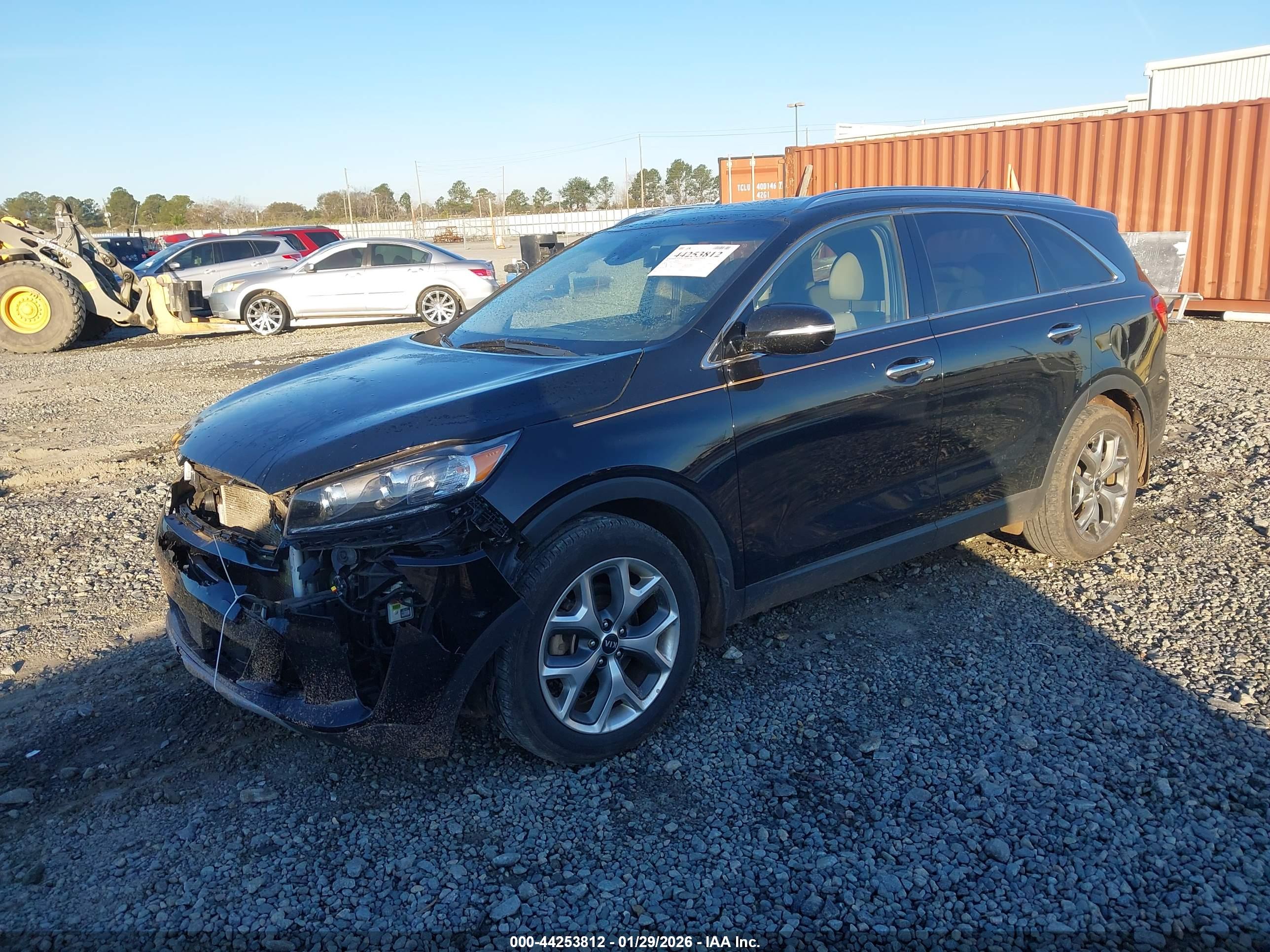 KIA SORENTO image 2