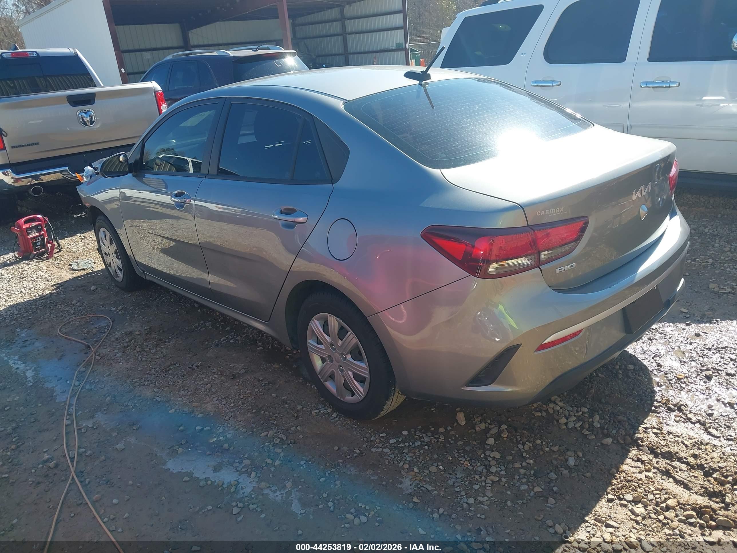 KIA RIO image 3