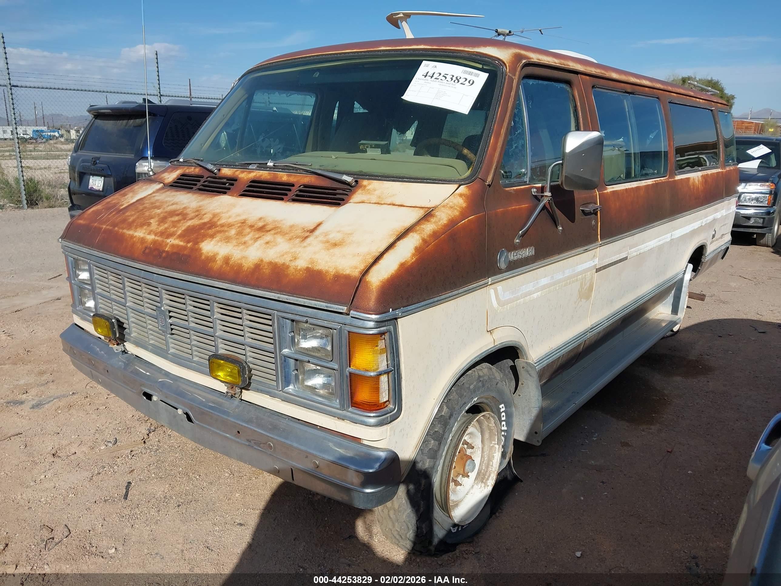 DODGE GRAND image 2