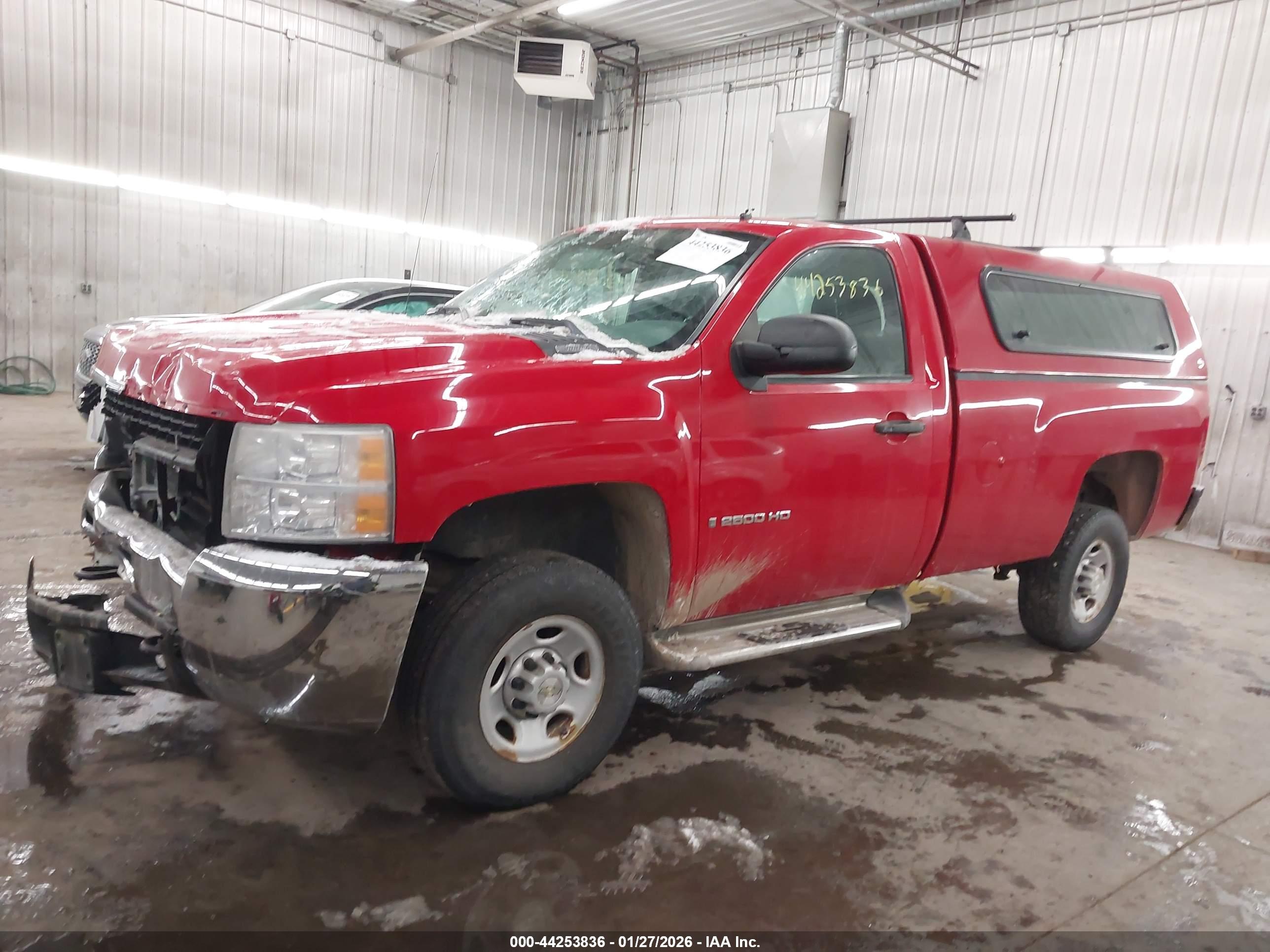 CHEVROLET SILVERADO image 2