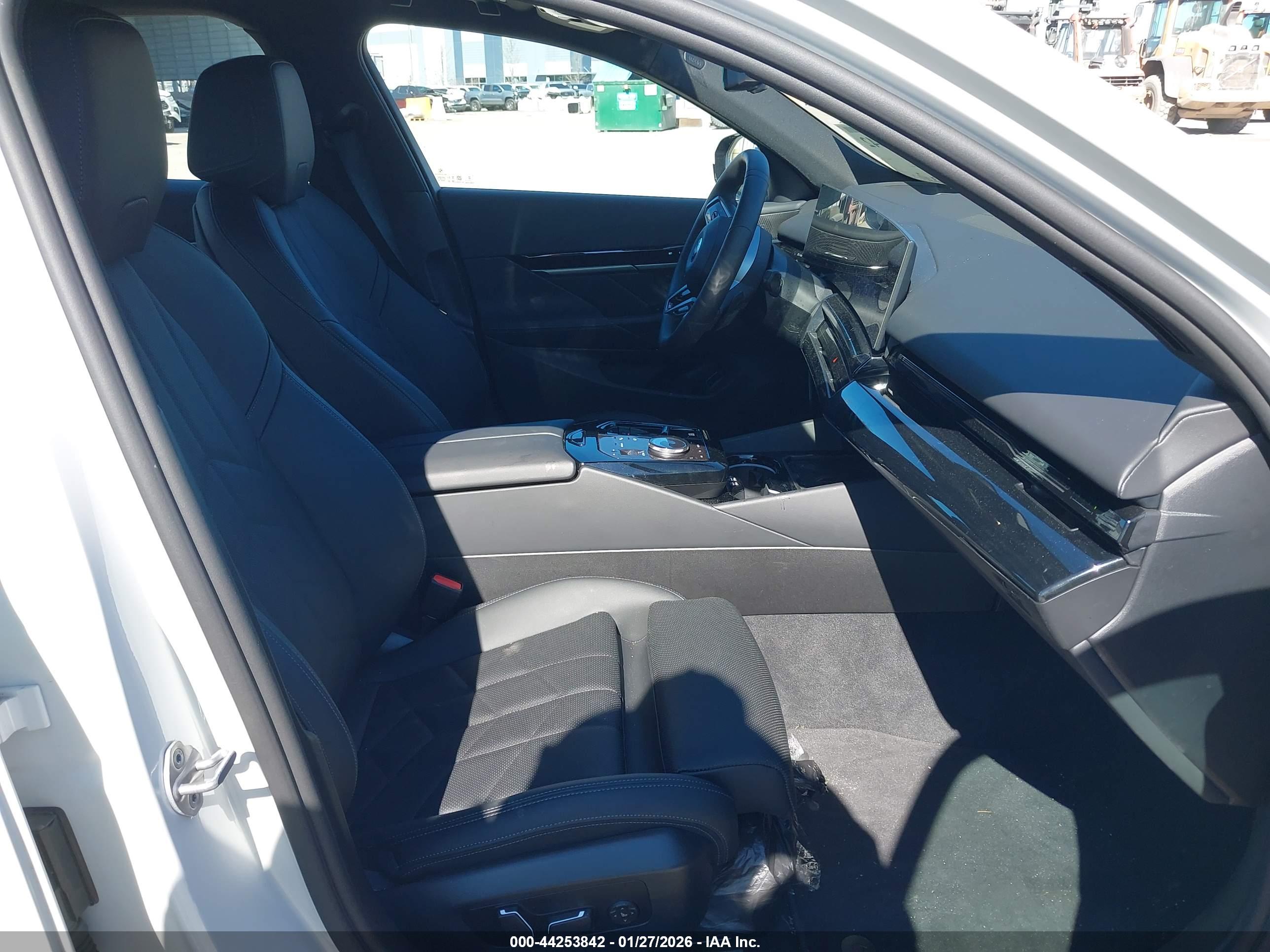 BMW 530I image 5