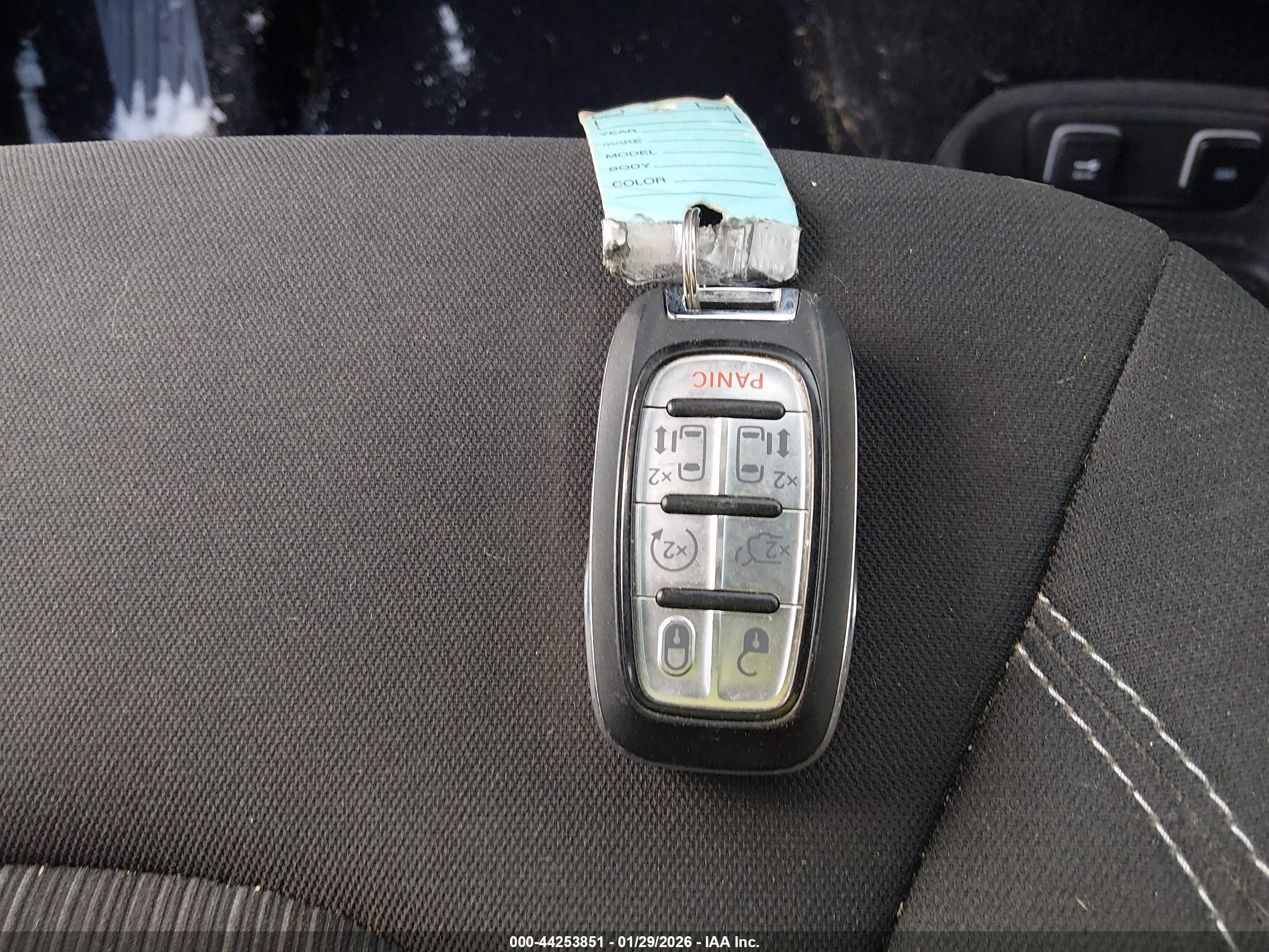 CHRYSLER PACIFICA image 11