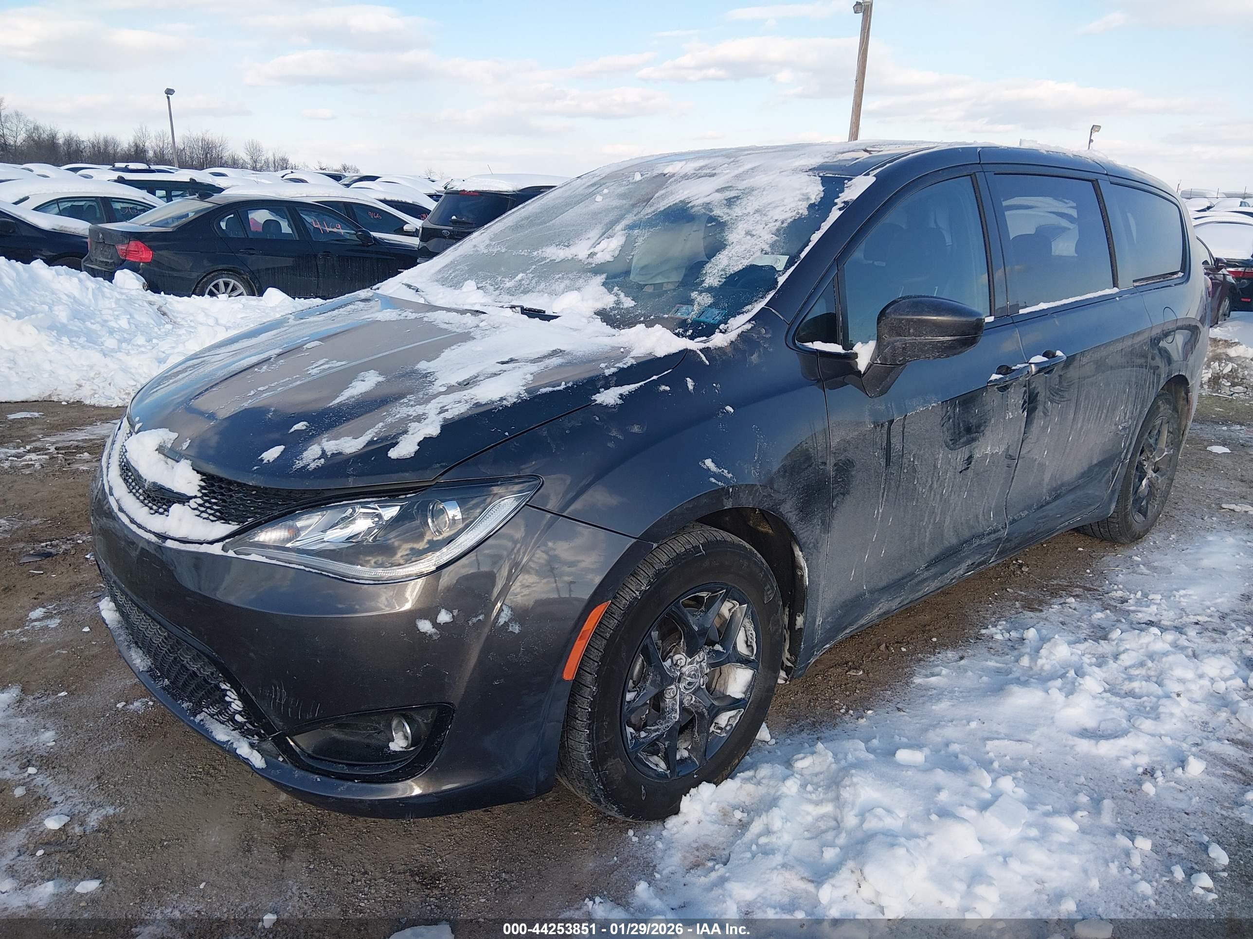 CHRYSLER PACIFICA image 2