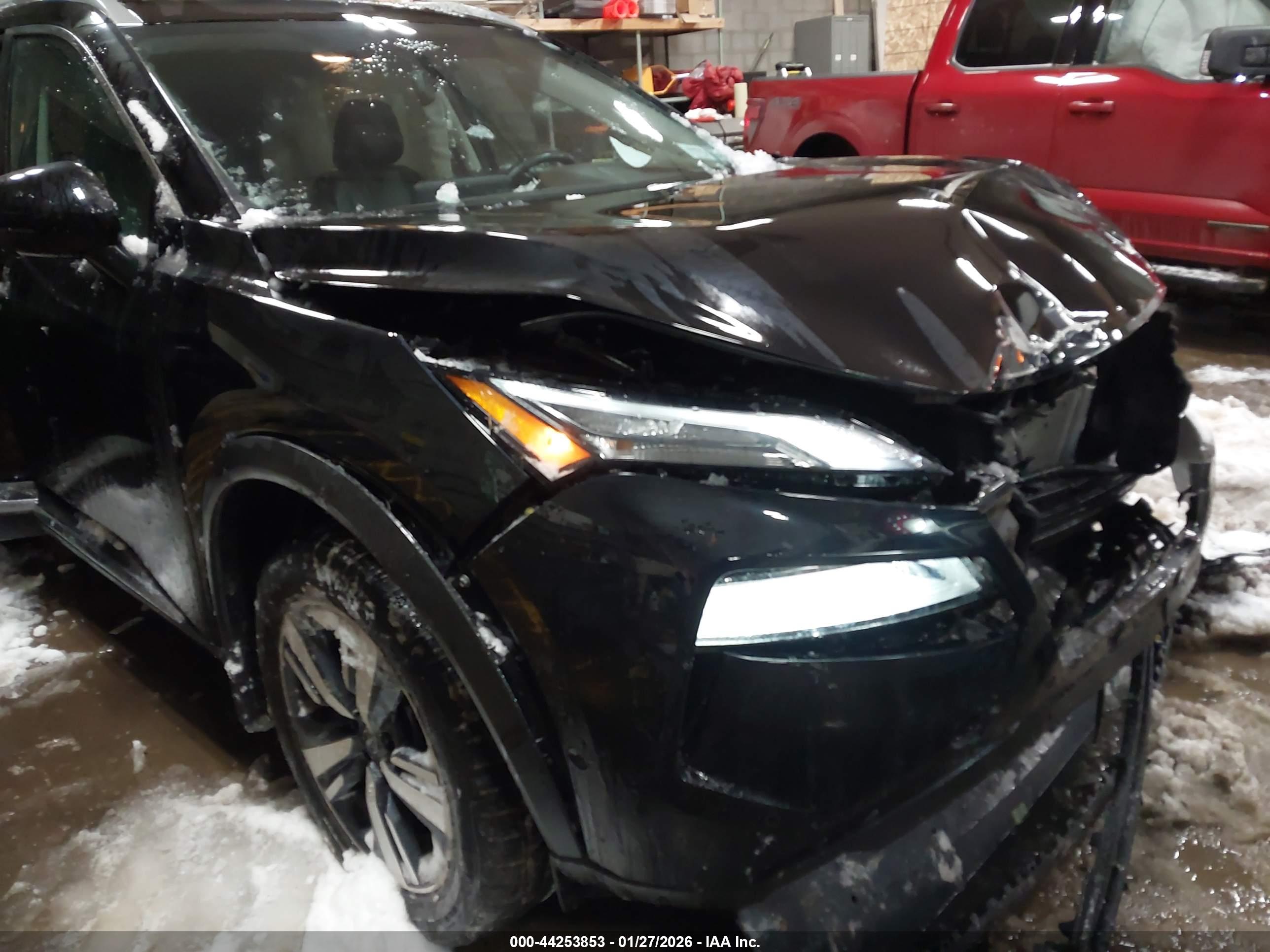 NISSAN ROGUE image 6