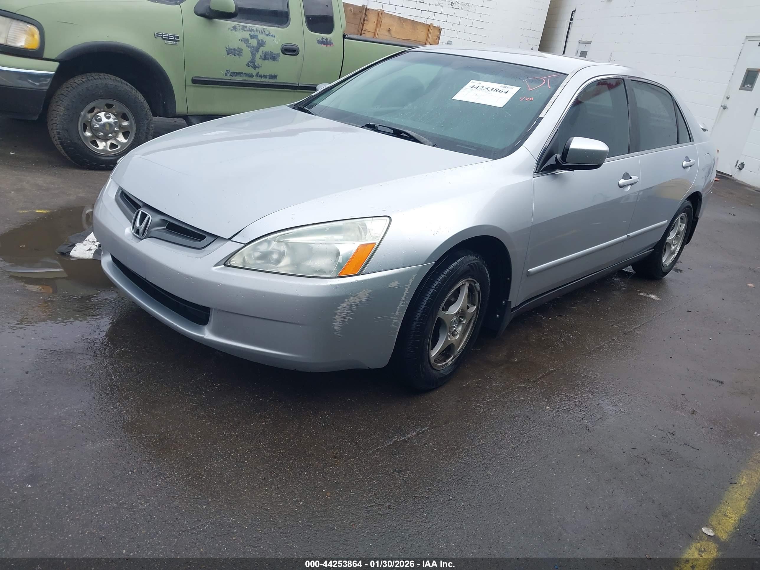 HONDA ACCORD image 2