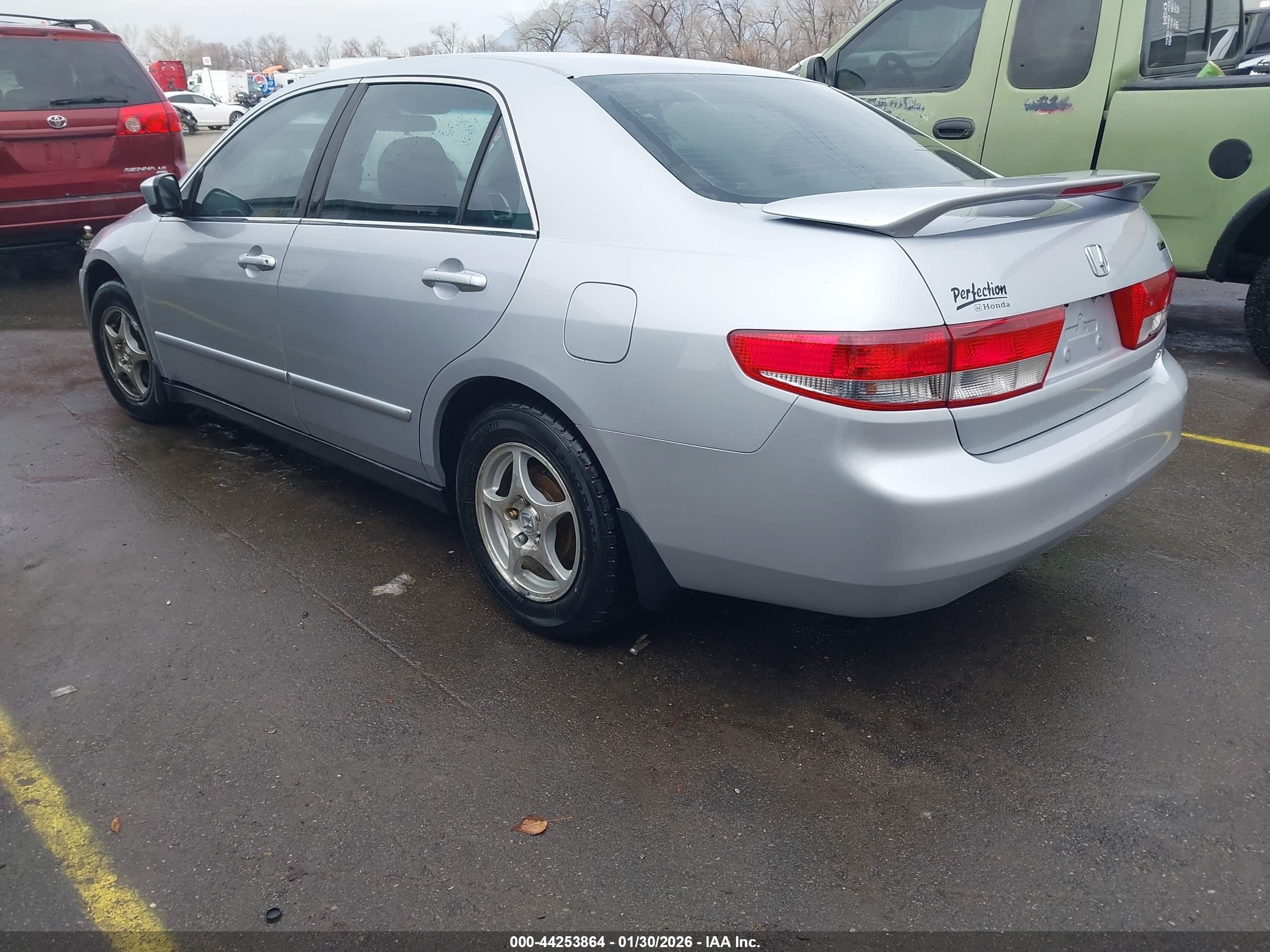 HONDA ACCORD image 3