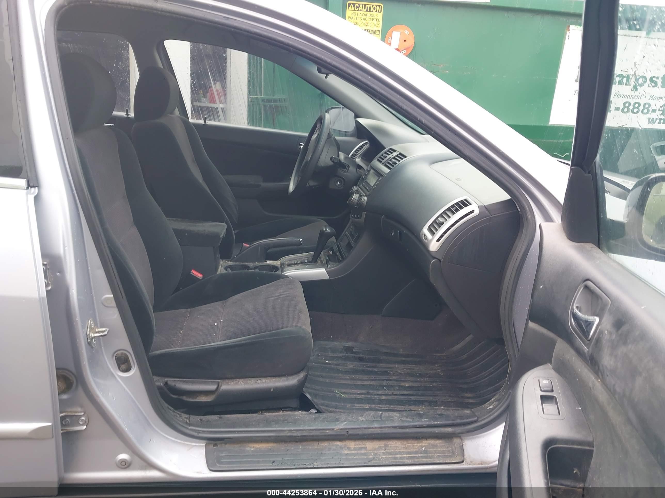 HONDA ACCORD image 5