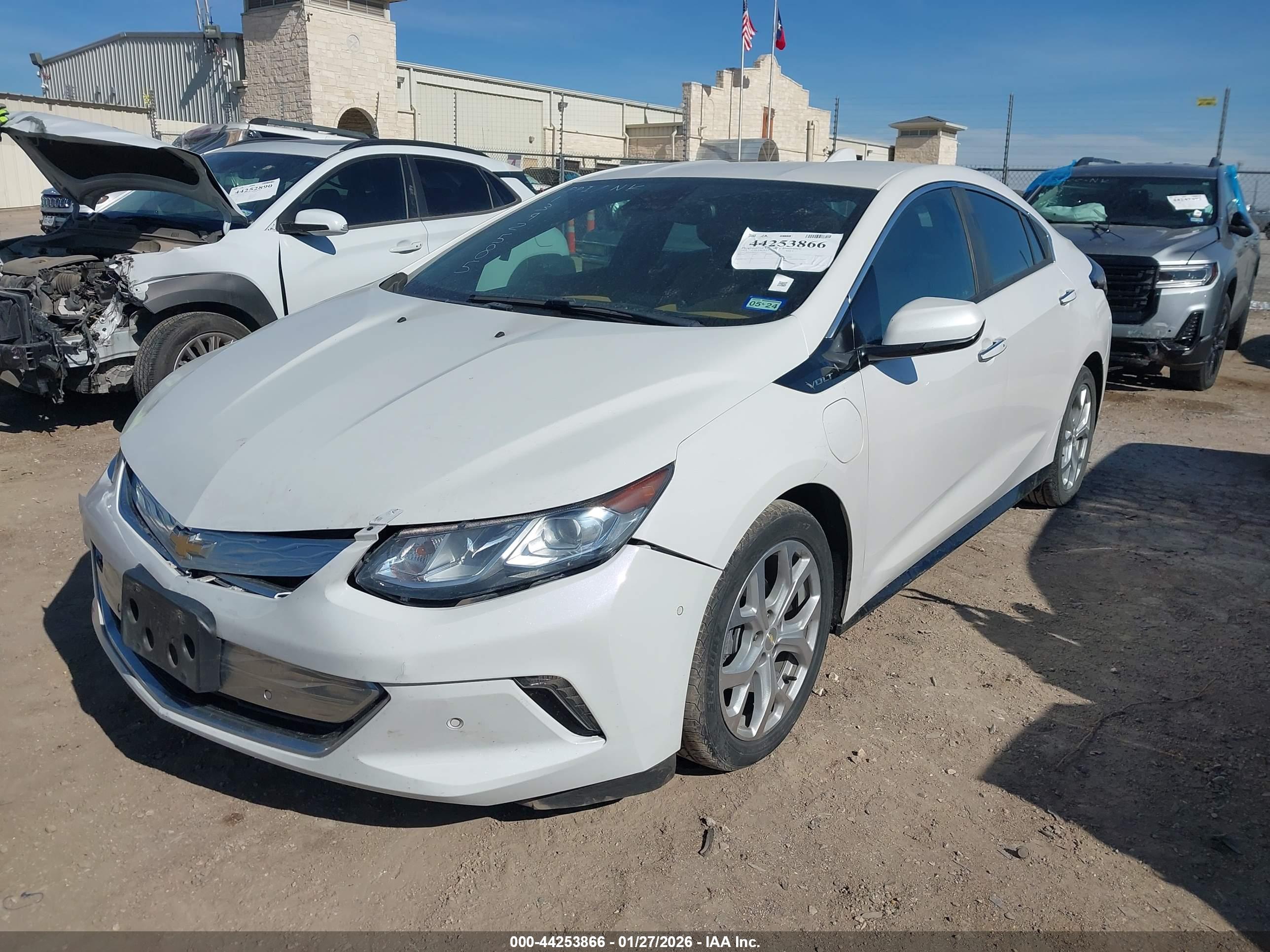CHEVROLET VOLT image 2
