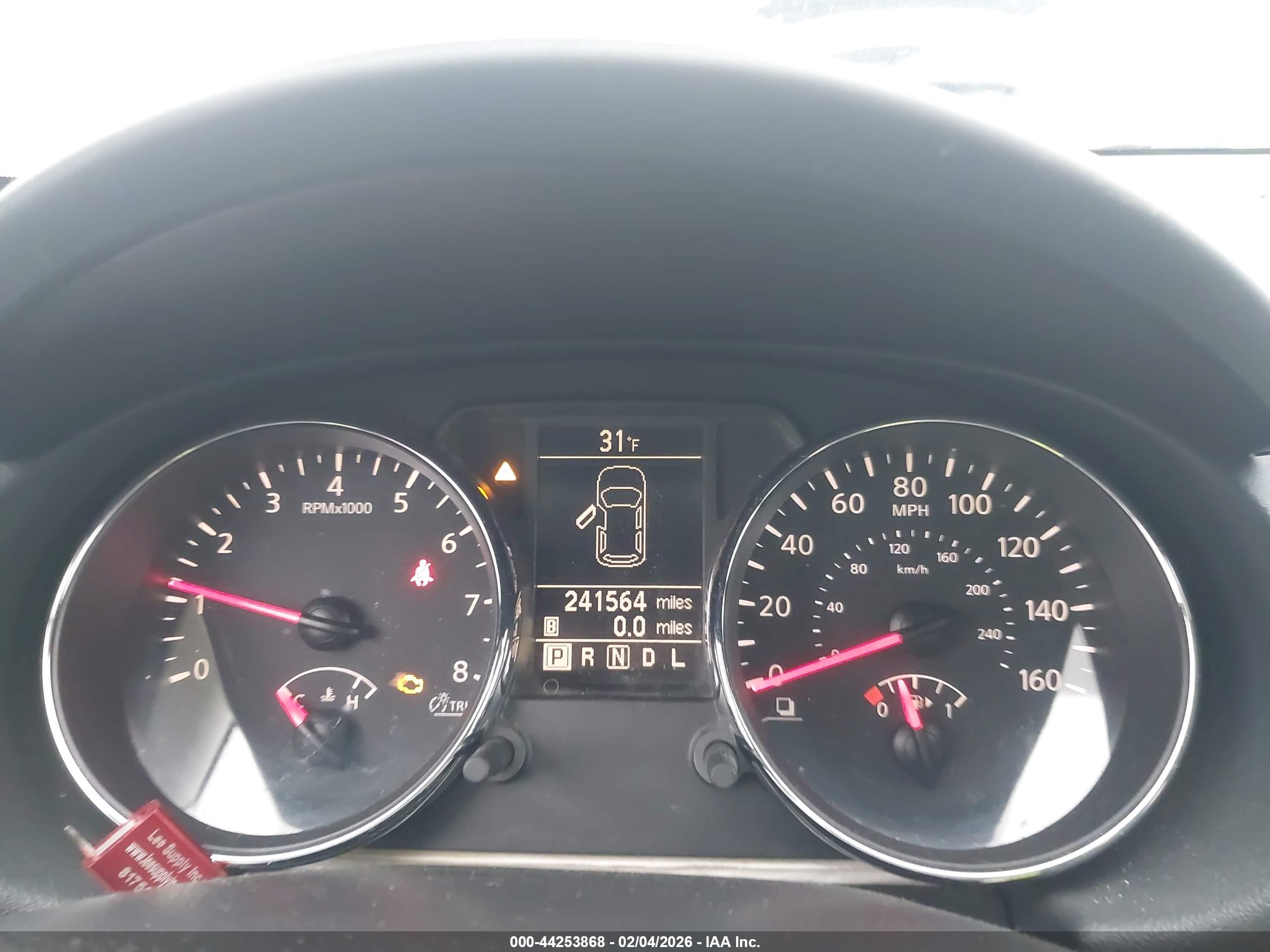 NISSAN ROGUE image 7