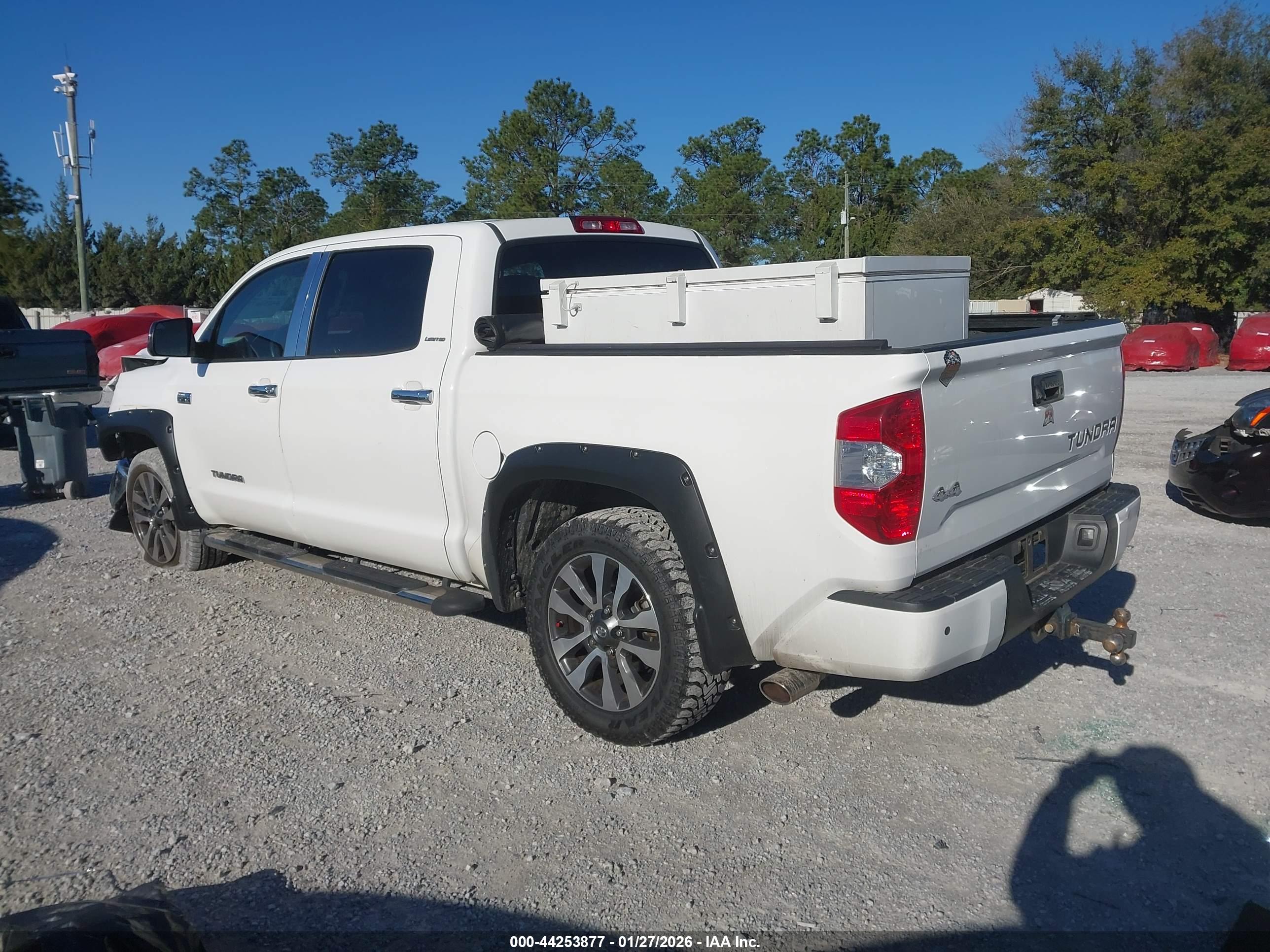 TOYOTA TUNDRA image 3