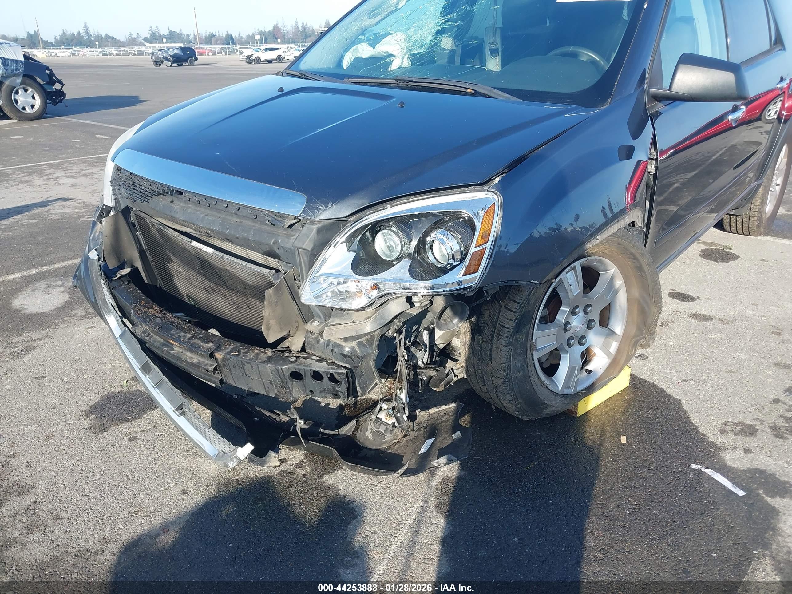 GMC ACADIA image 6