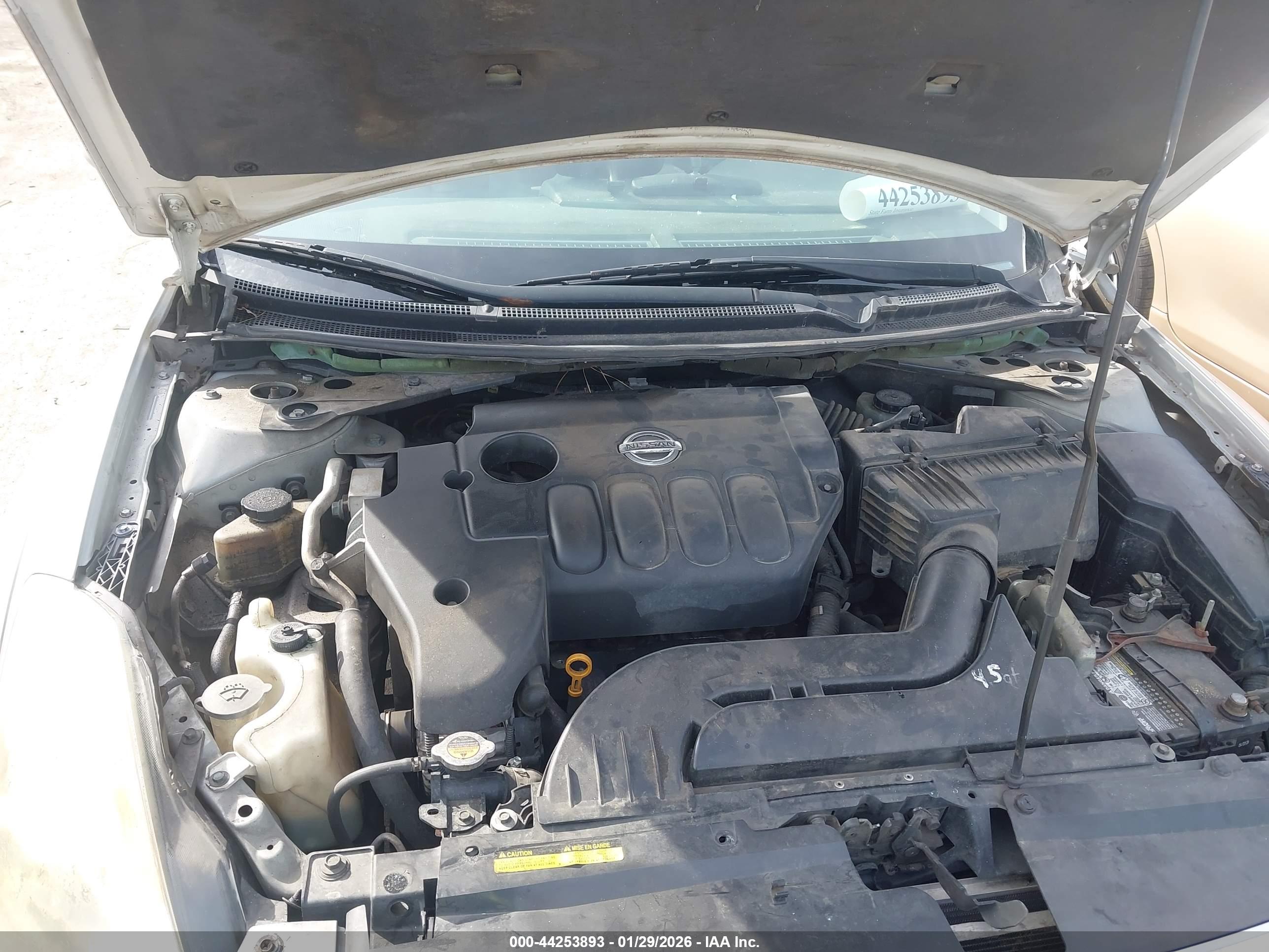 NISSAN ALTIMA image 10