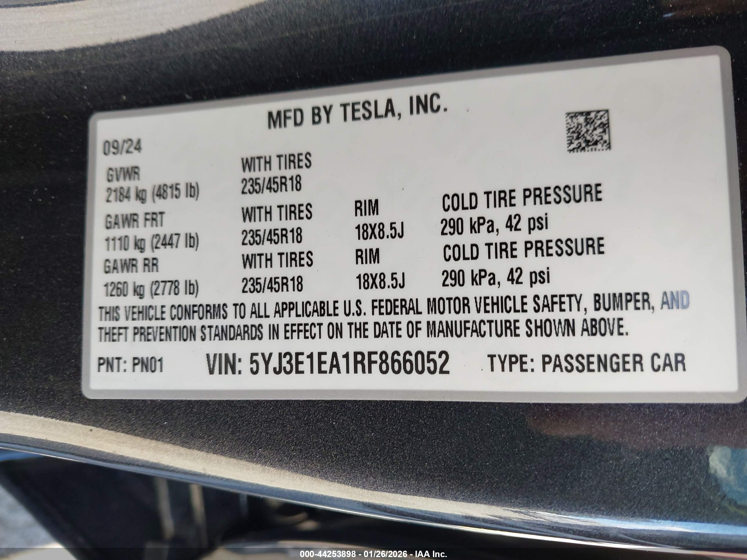 TESLA MODEL image 9