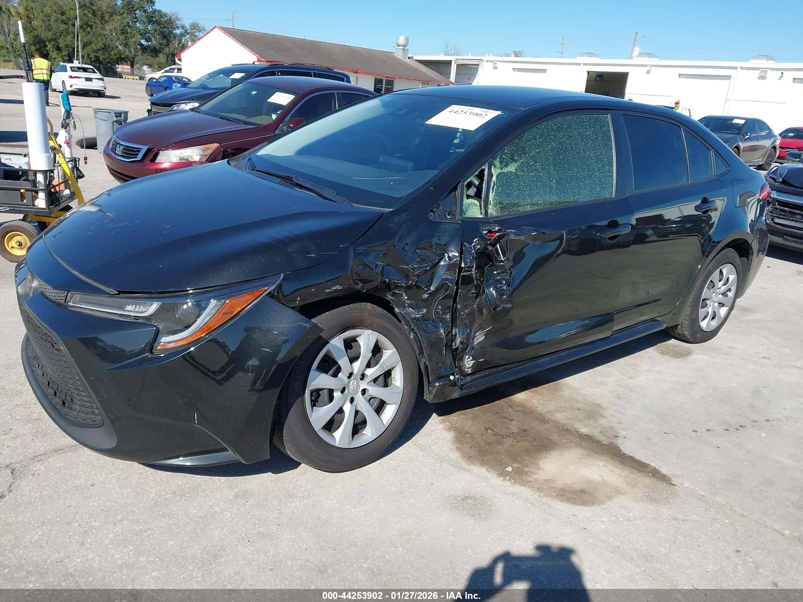 TOYOTA COROLLA image 2