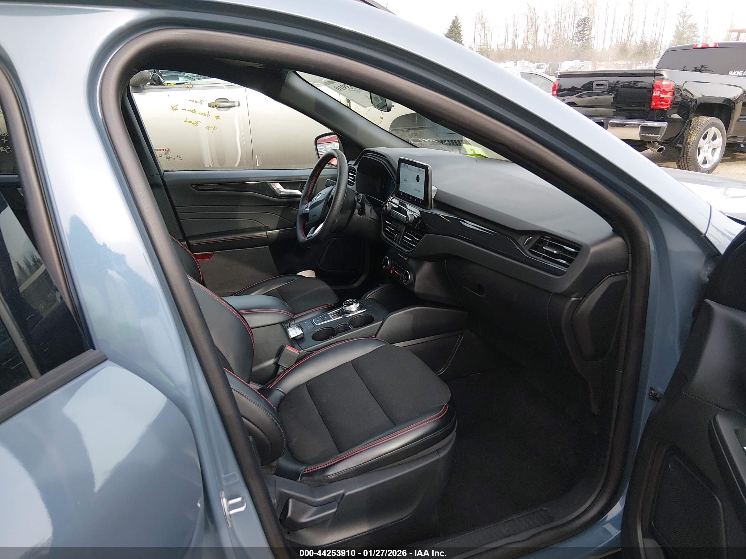 FORD ESCAPE image 5