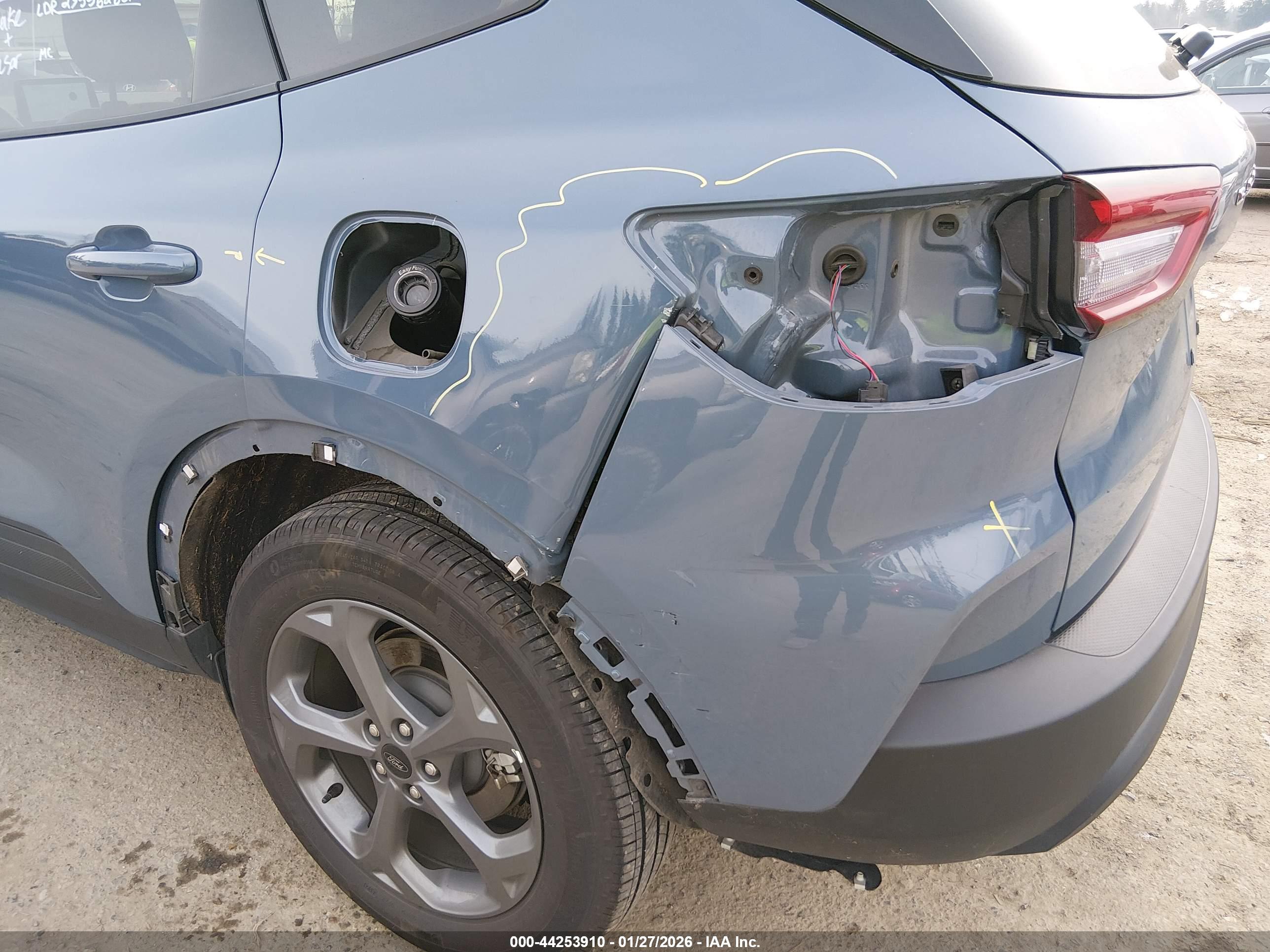 FORD ESCAPE image 6