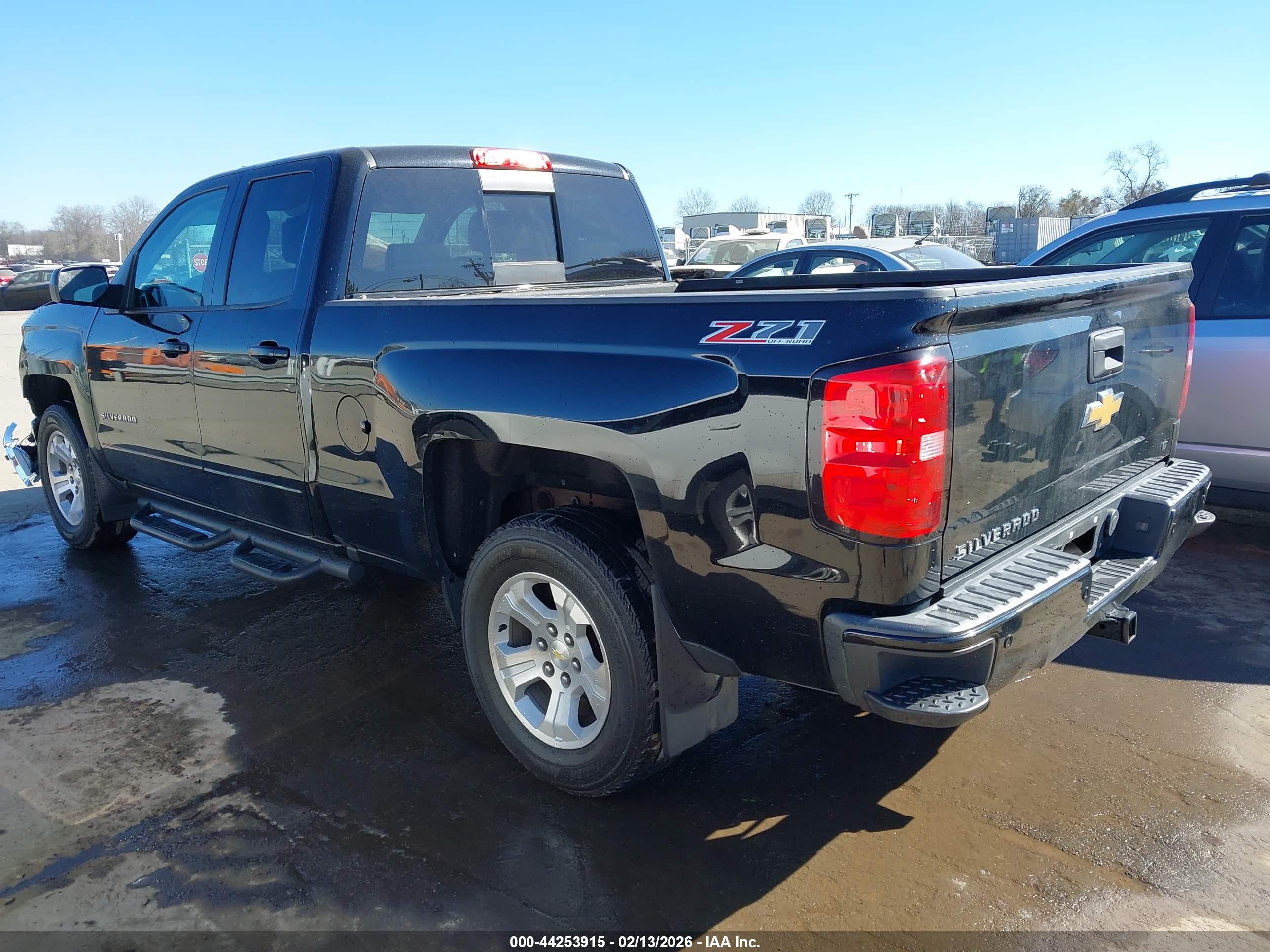CHEVROLET SILVERADO image 3